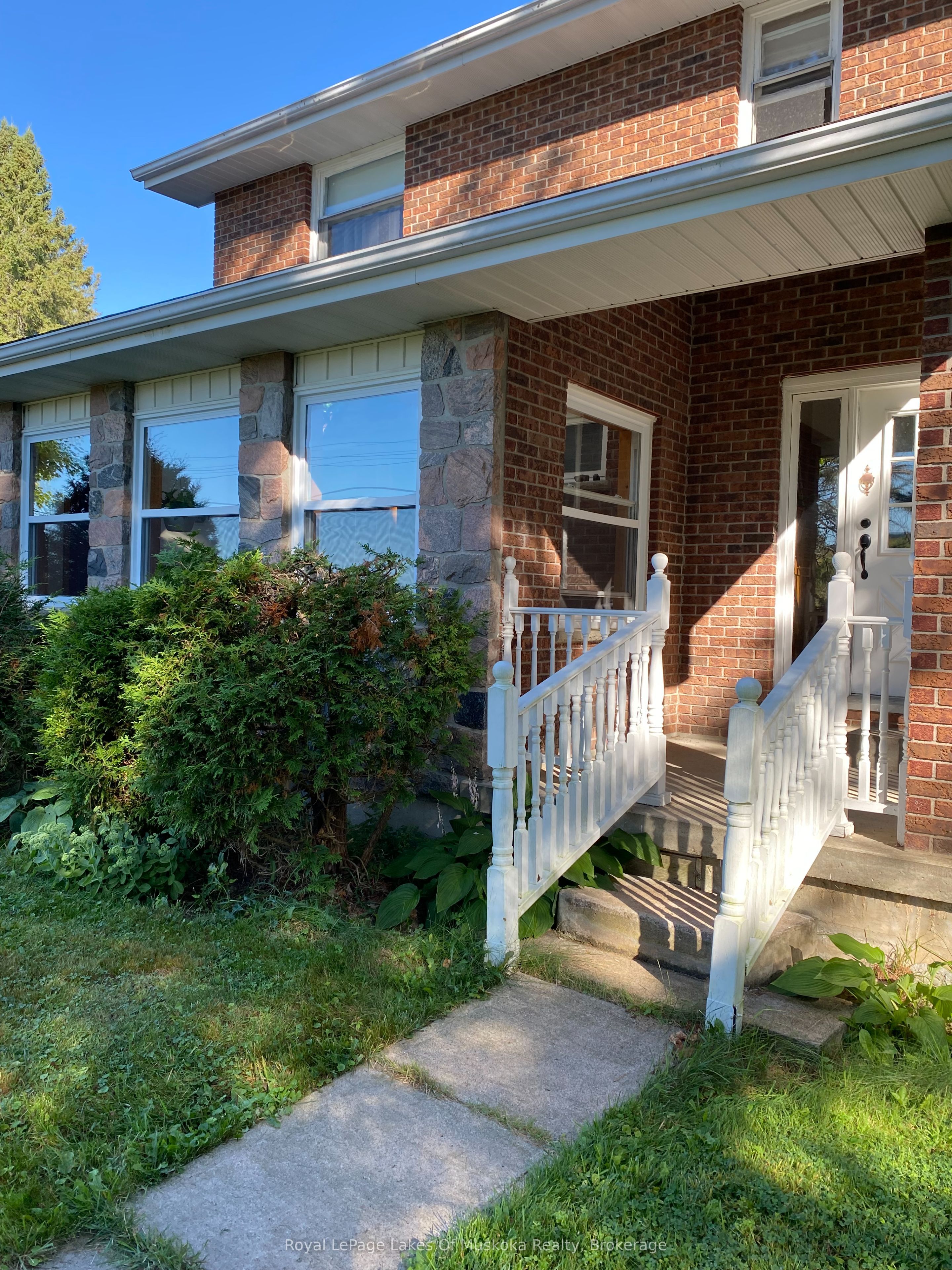96 520 Highway W Property Photo 3