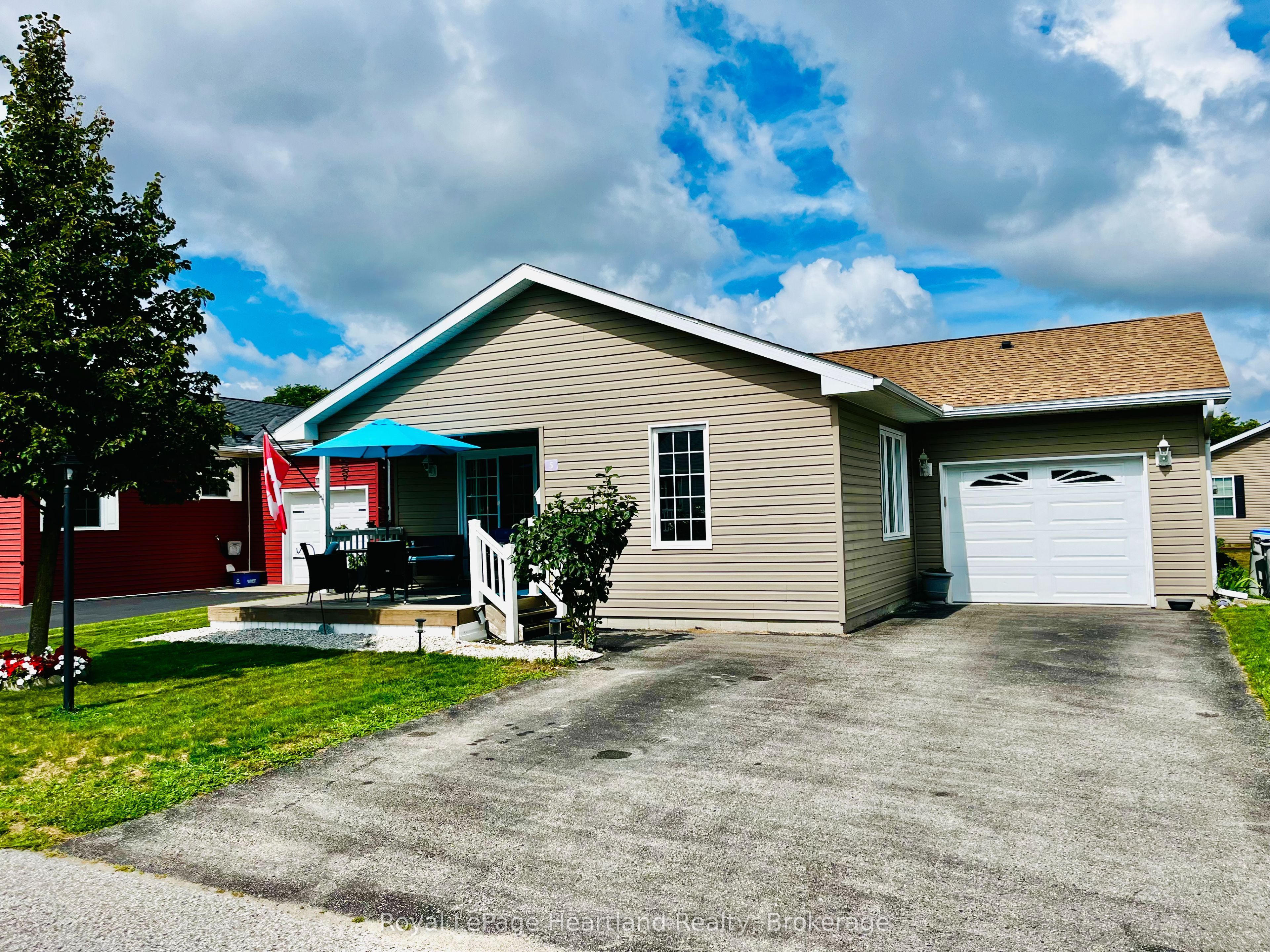 5 Kellestine Drive Property Photo 1