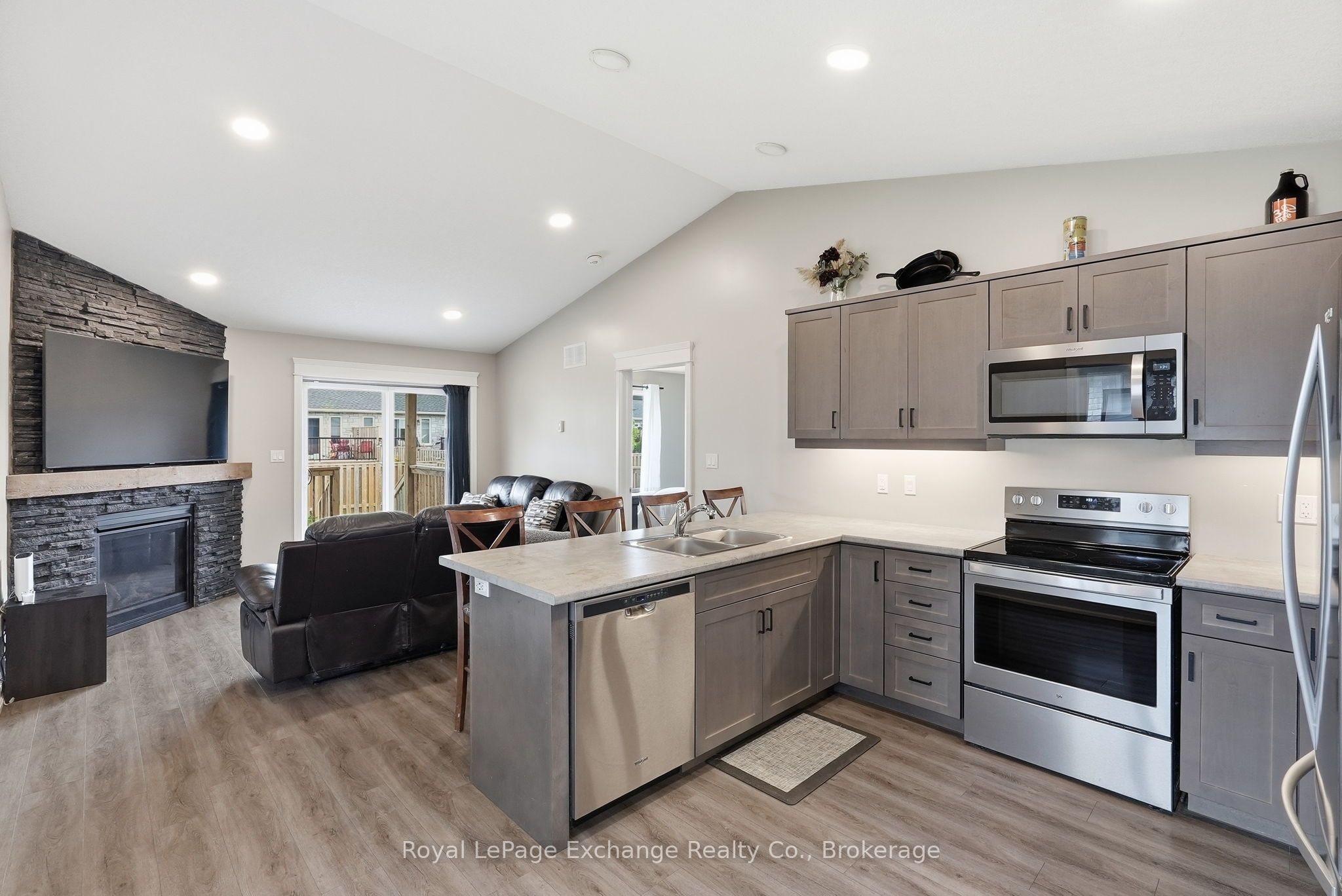 241 Eccles Avenue Property Photo 11