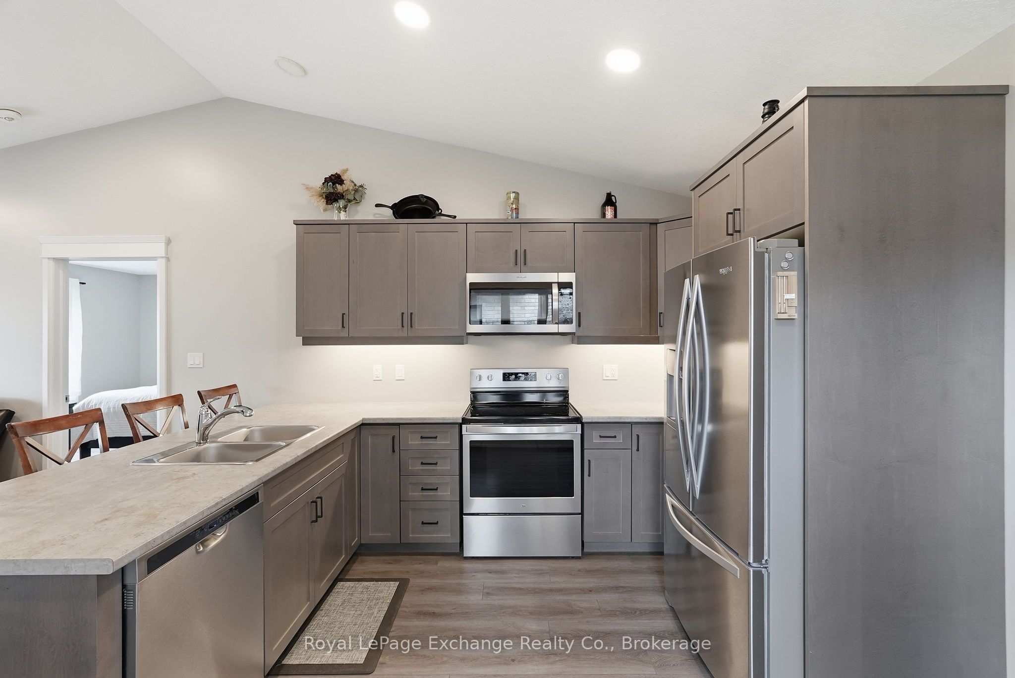 241 Eccles Avenue Property Photo 12
