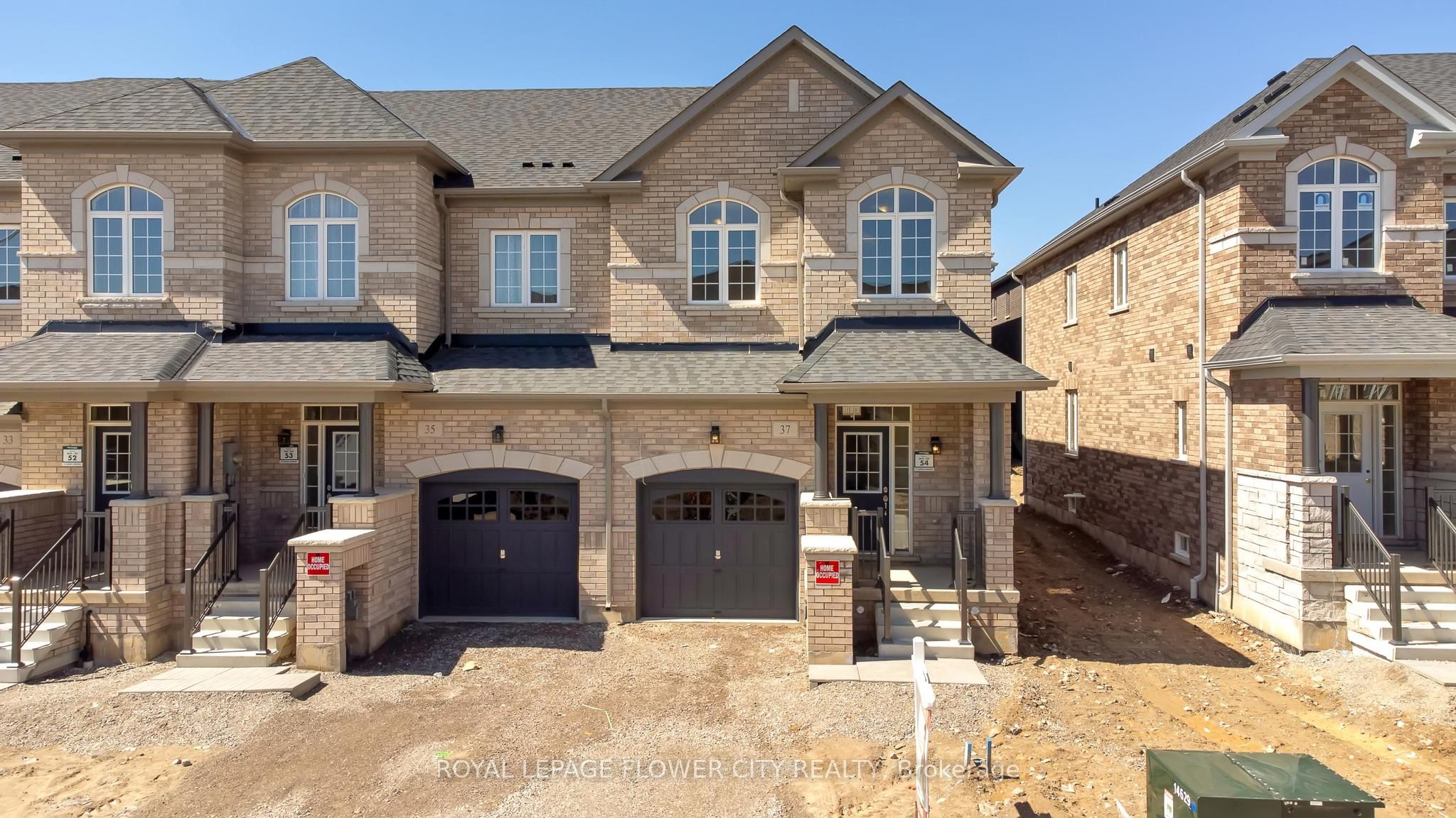 37 Gledhill Crescent Property Photo 1