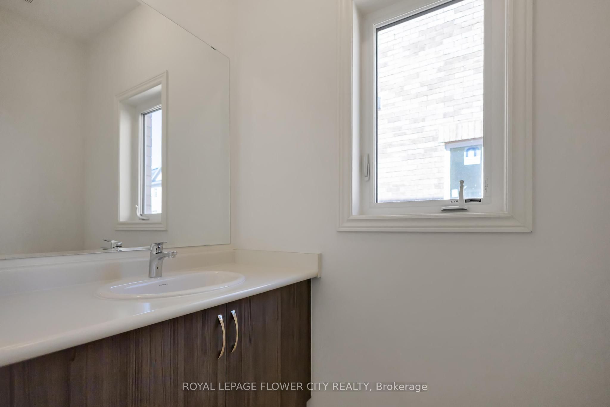 37 Gledhill Crescent Property Photo 6
