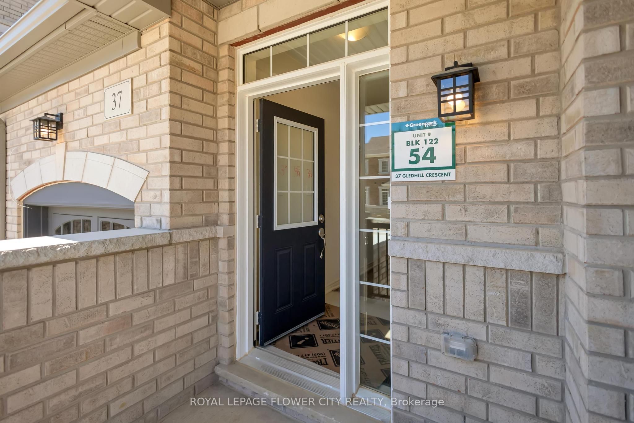 37 Gledhill Crescent Property Photo 41