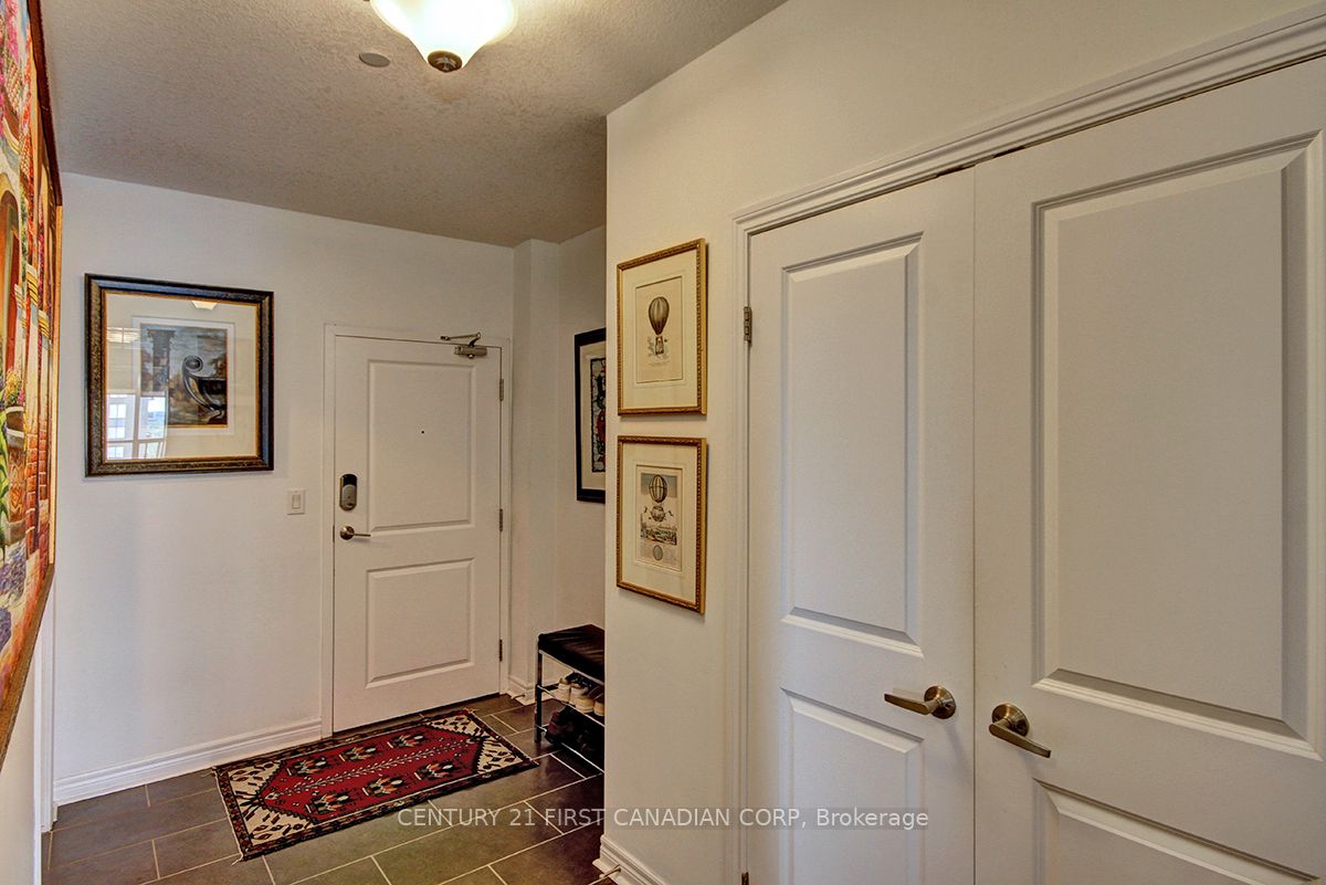 330 Ridout Street N 2108 Property Photo 4