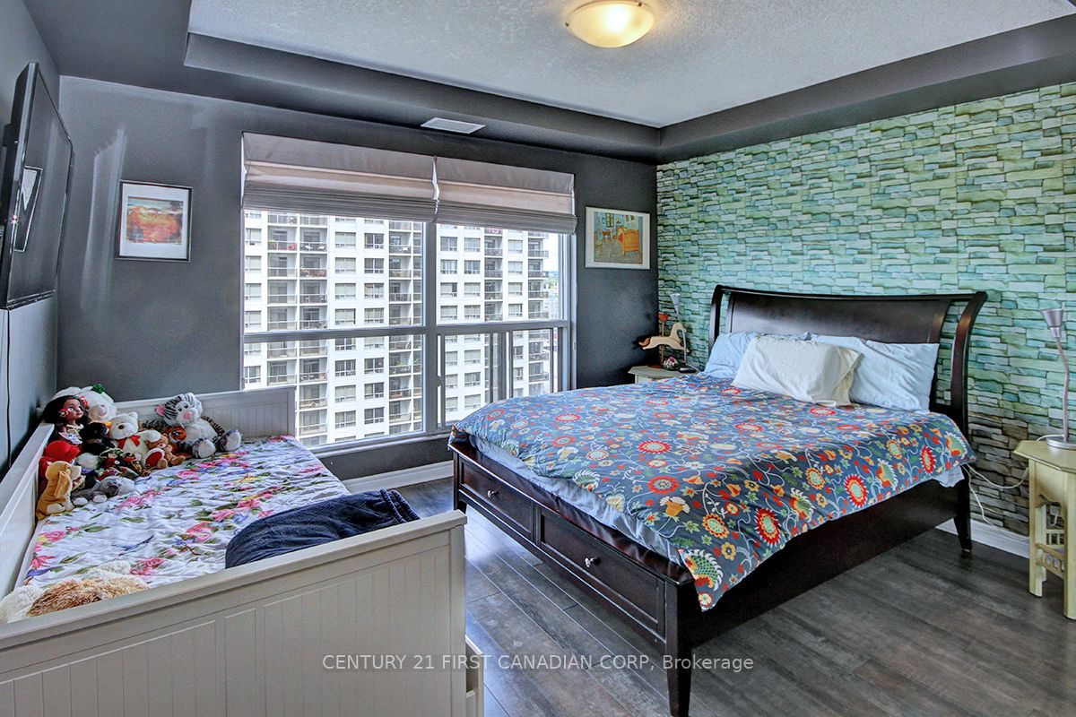 330 Ridout Street N 2108 Property Photo 19