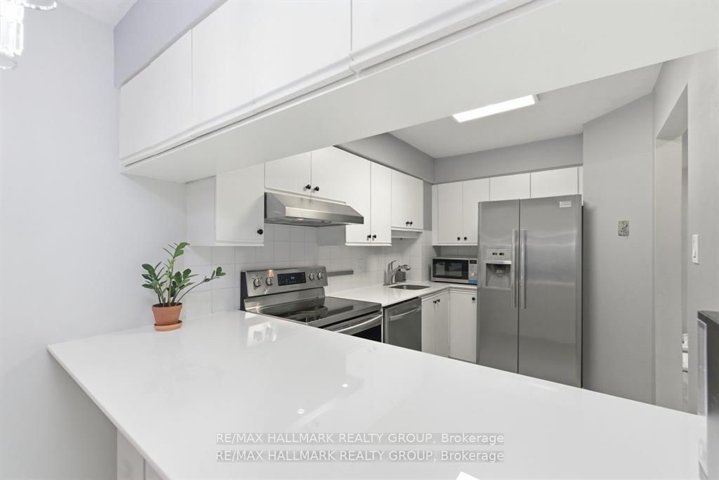 390 Briston Private 3 Property Photo 13