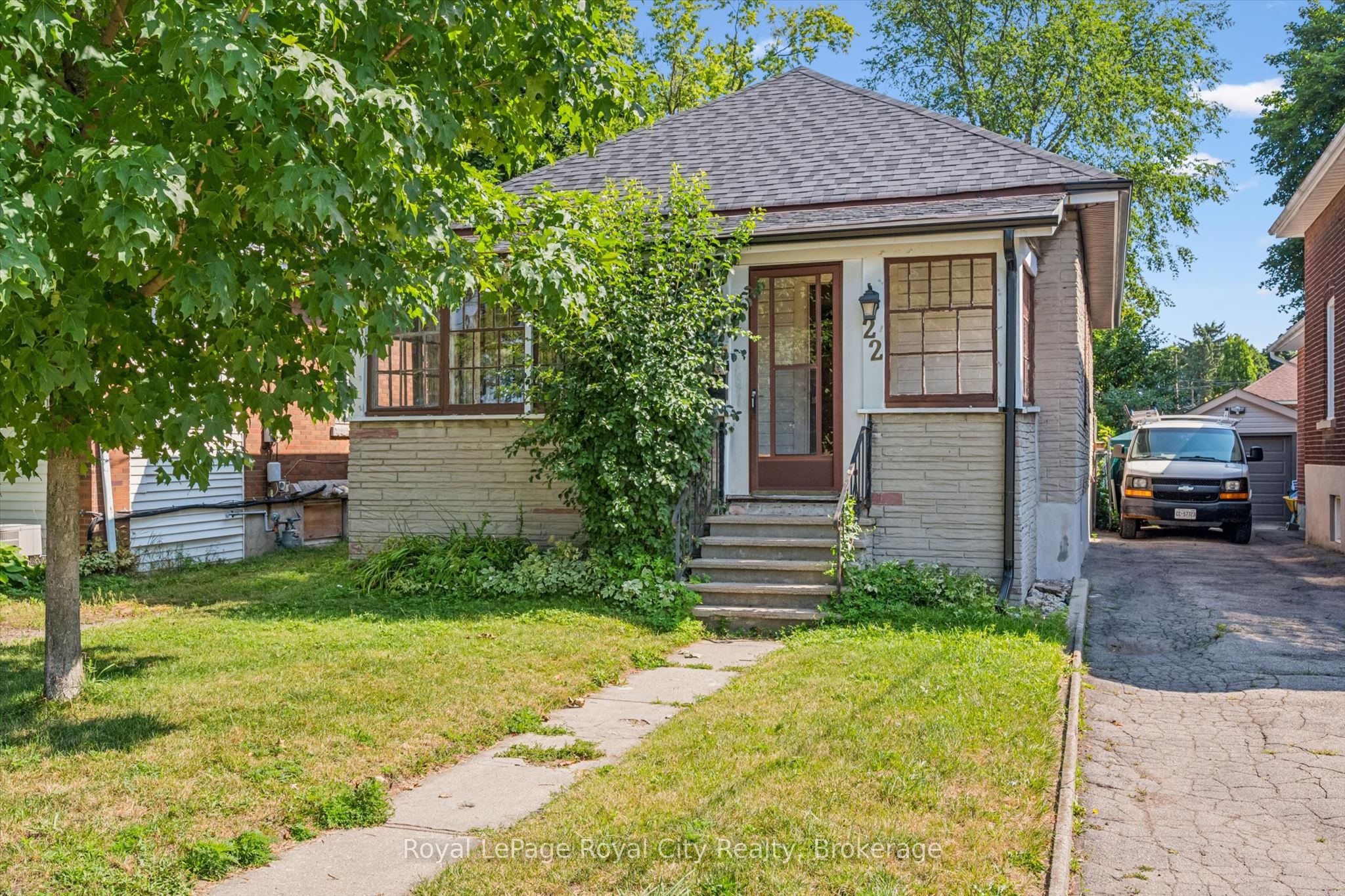 22 Boult Avenue Property Photo 6