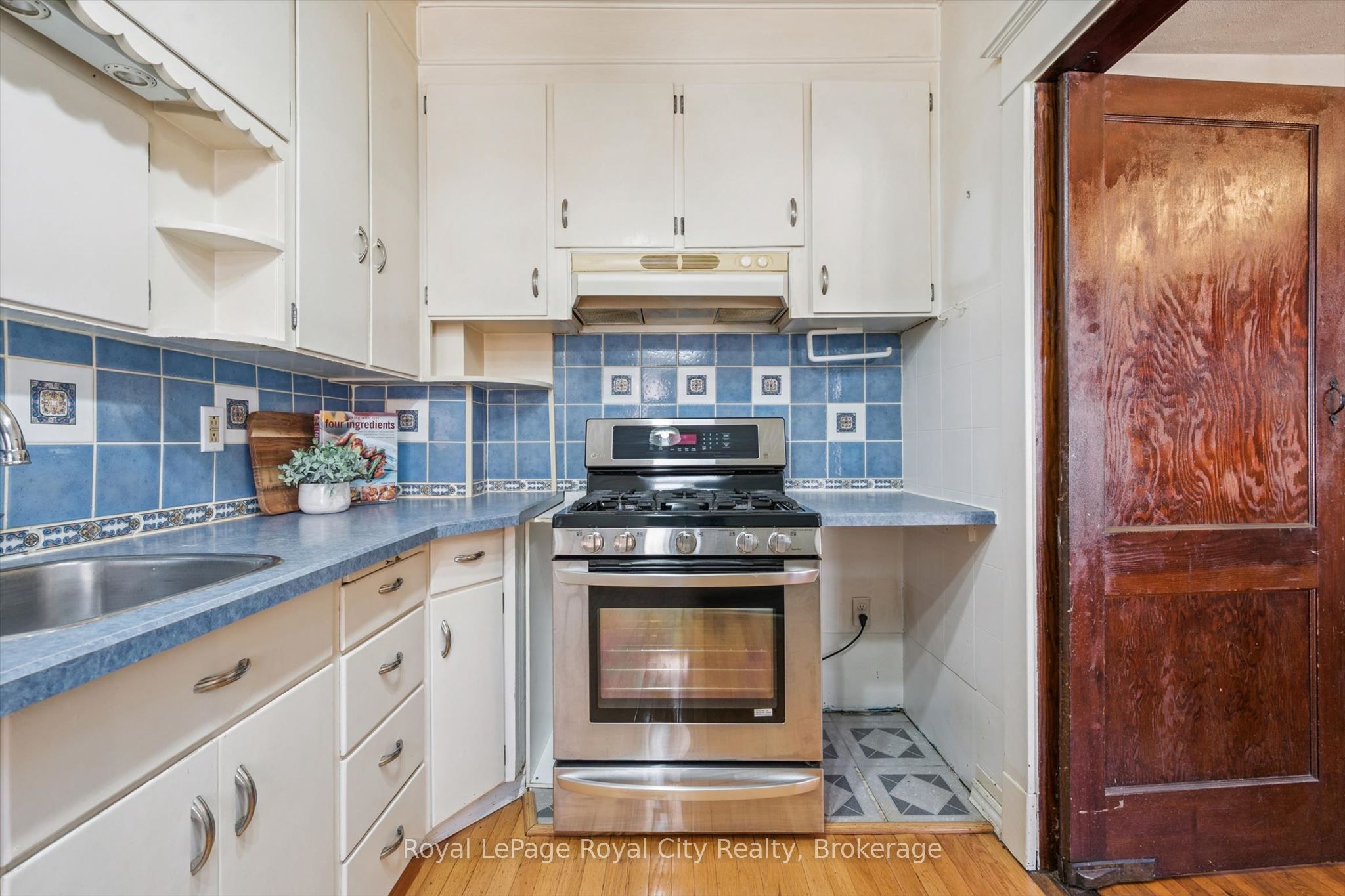 22 Boult Avenue Property Photo 28