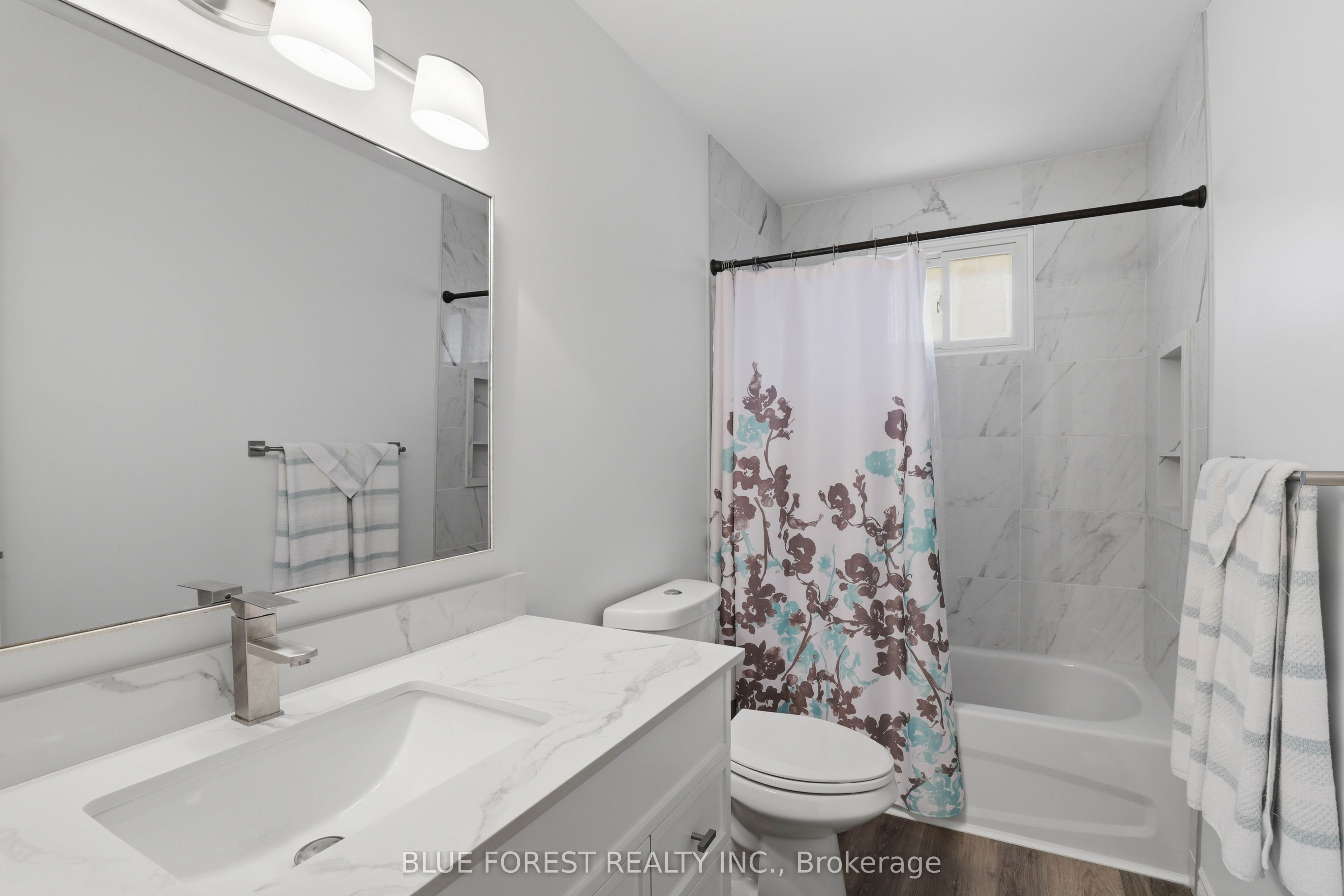 93 Nicholas Crescent Property Photo 10