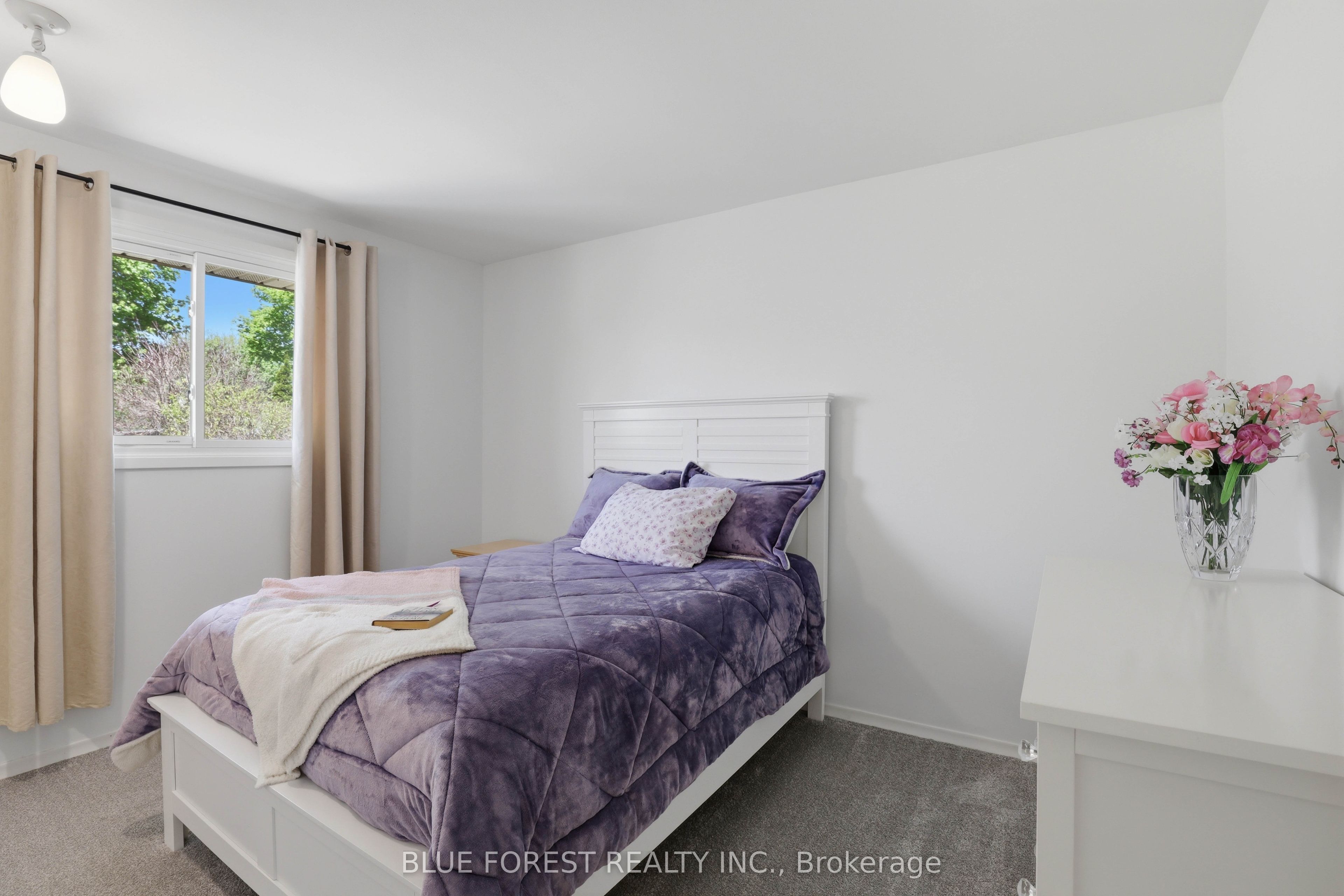 93 Nicholas Crescent Property Photo 12