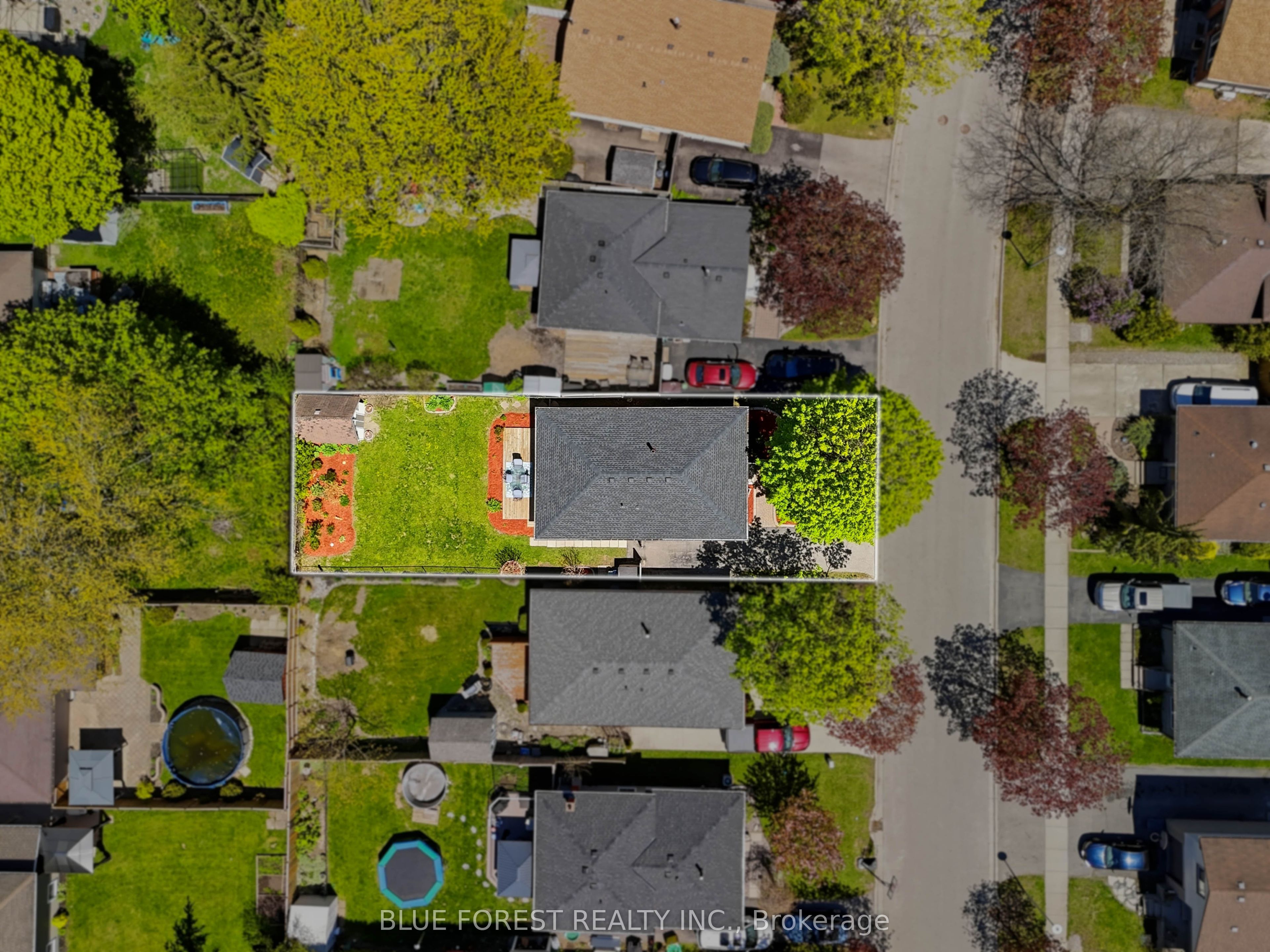 93 Nicholas Crescent Property Photo 28