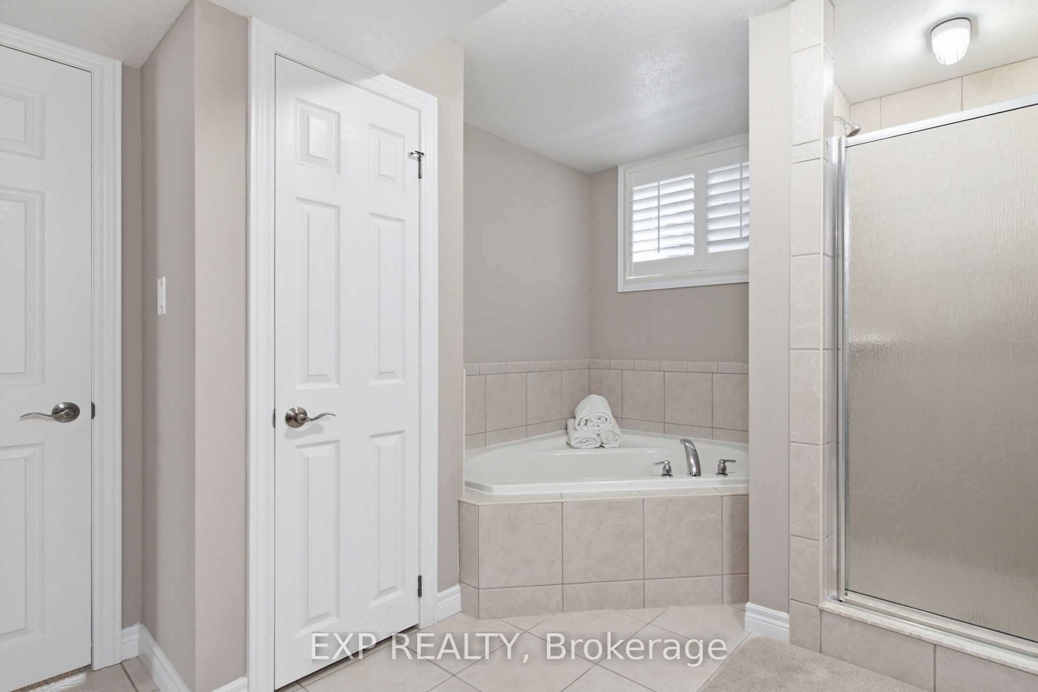 681 Silverfox Place Property Photo 32