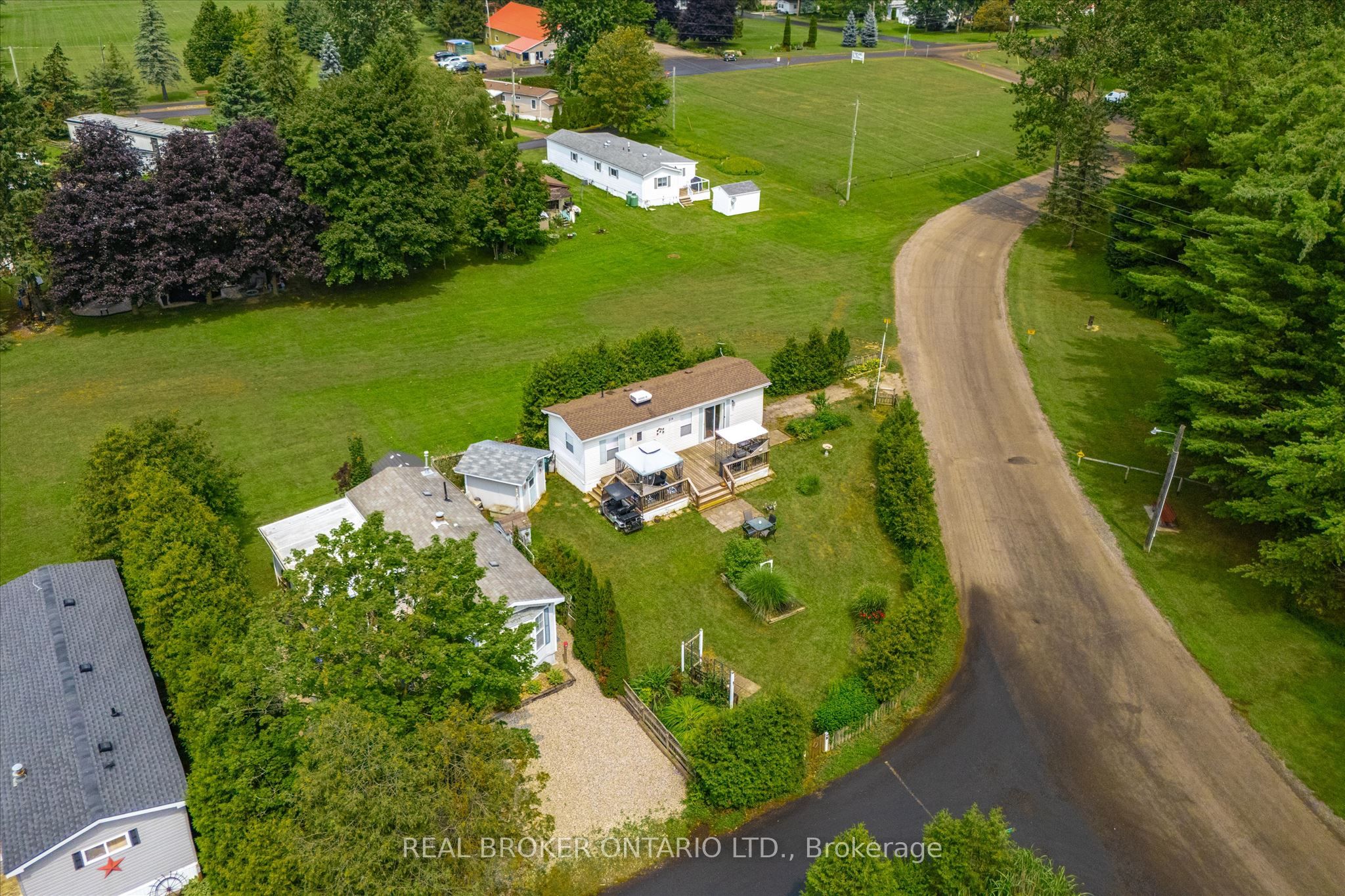 218 Beach Road Property Photo 4