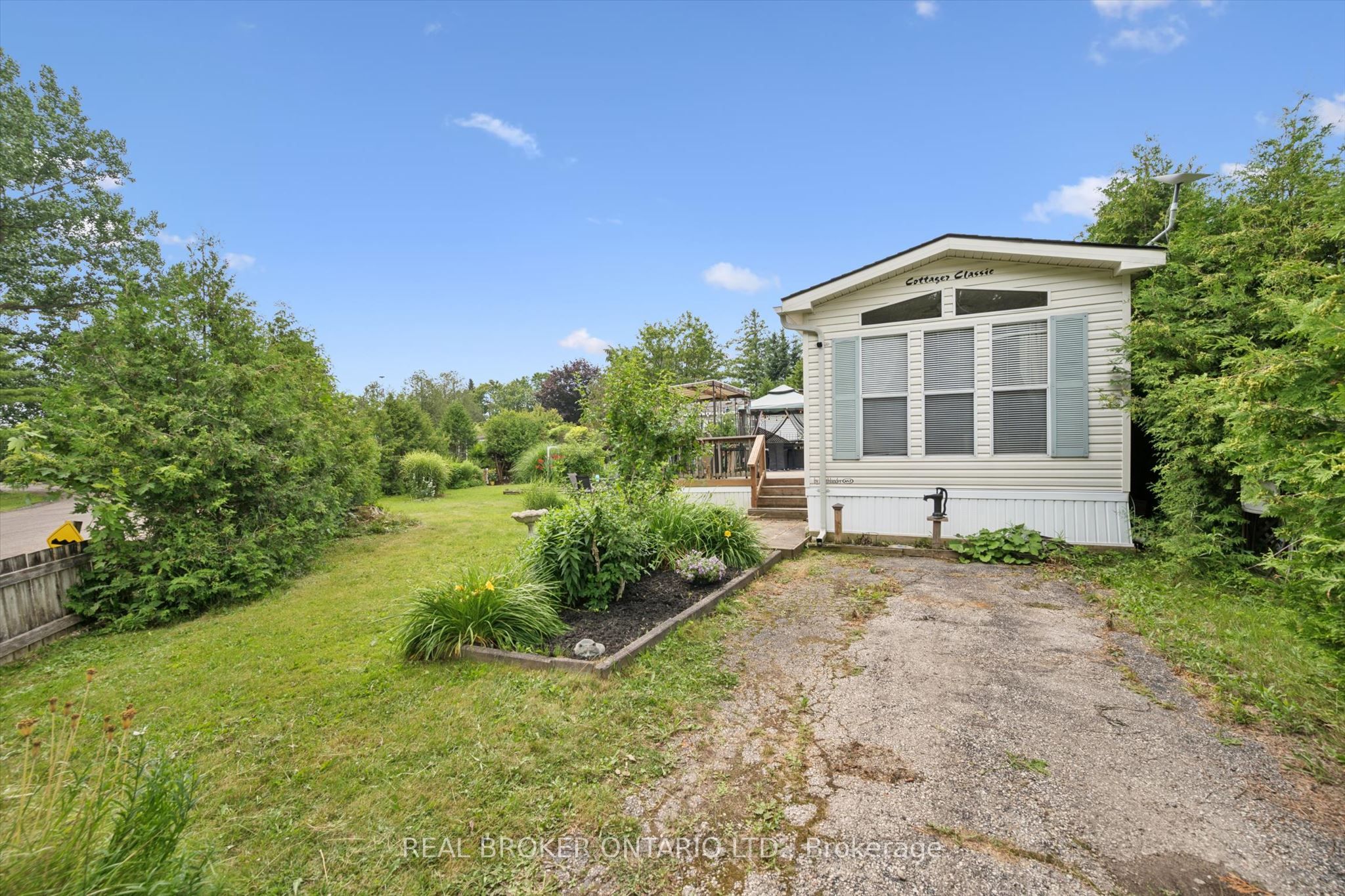 218 Beach Road Property Photo 7