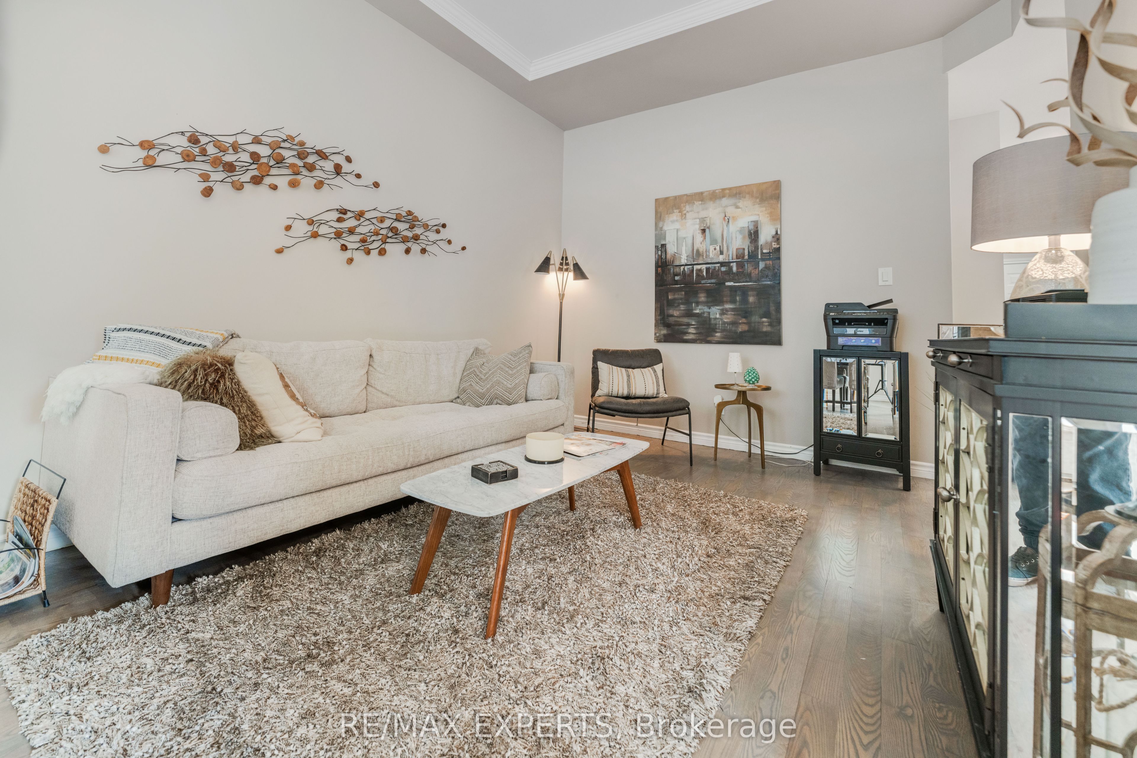 608 Simcoe Street 19 Property Photo 6