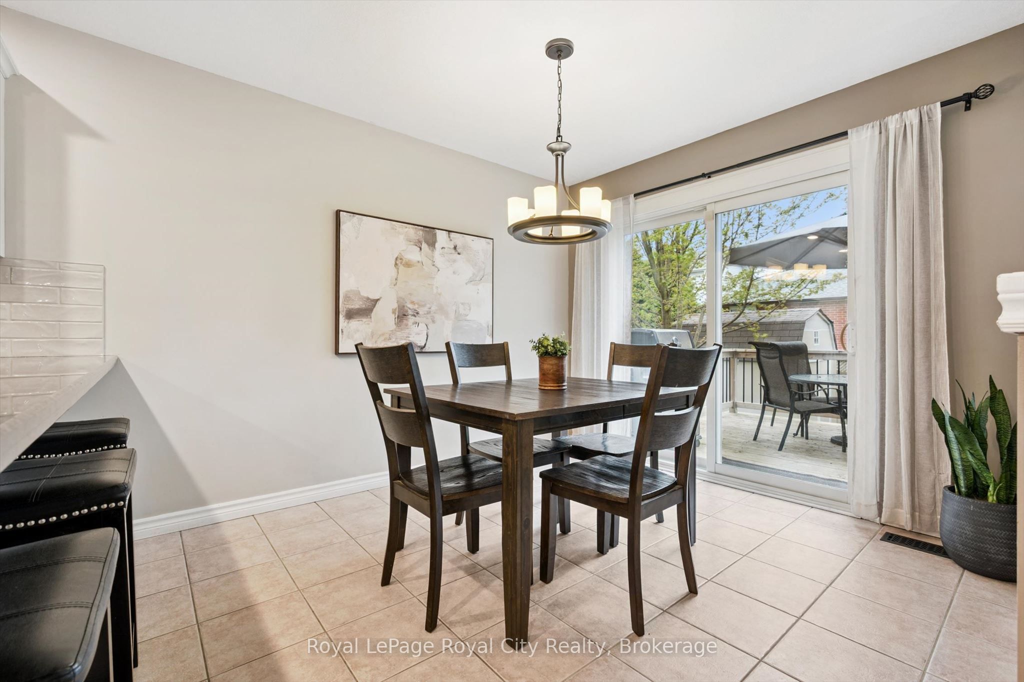 17 Carroll Crescent Property Photo 17