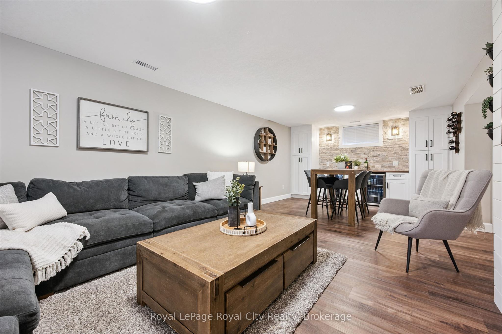 17 Carroll Crescent Property Photo 33