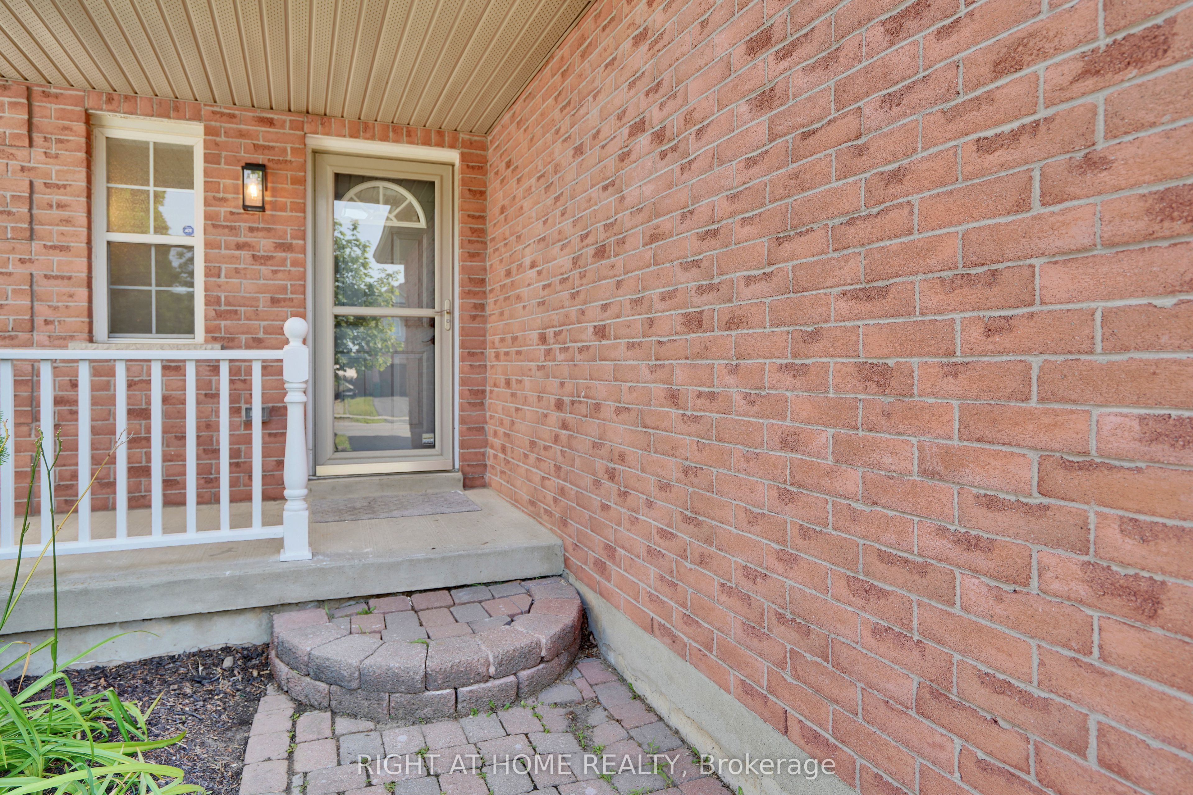 224 Hilltop Drive Property Photo 4