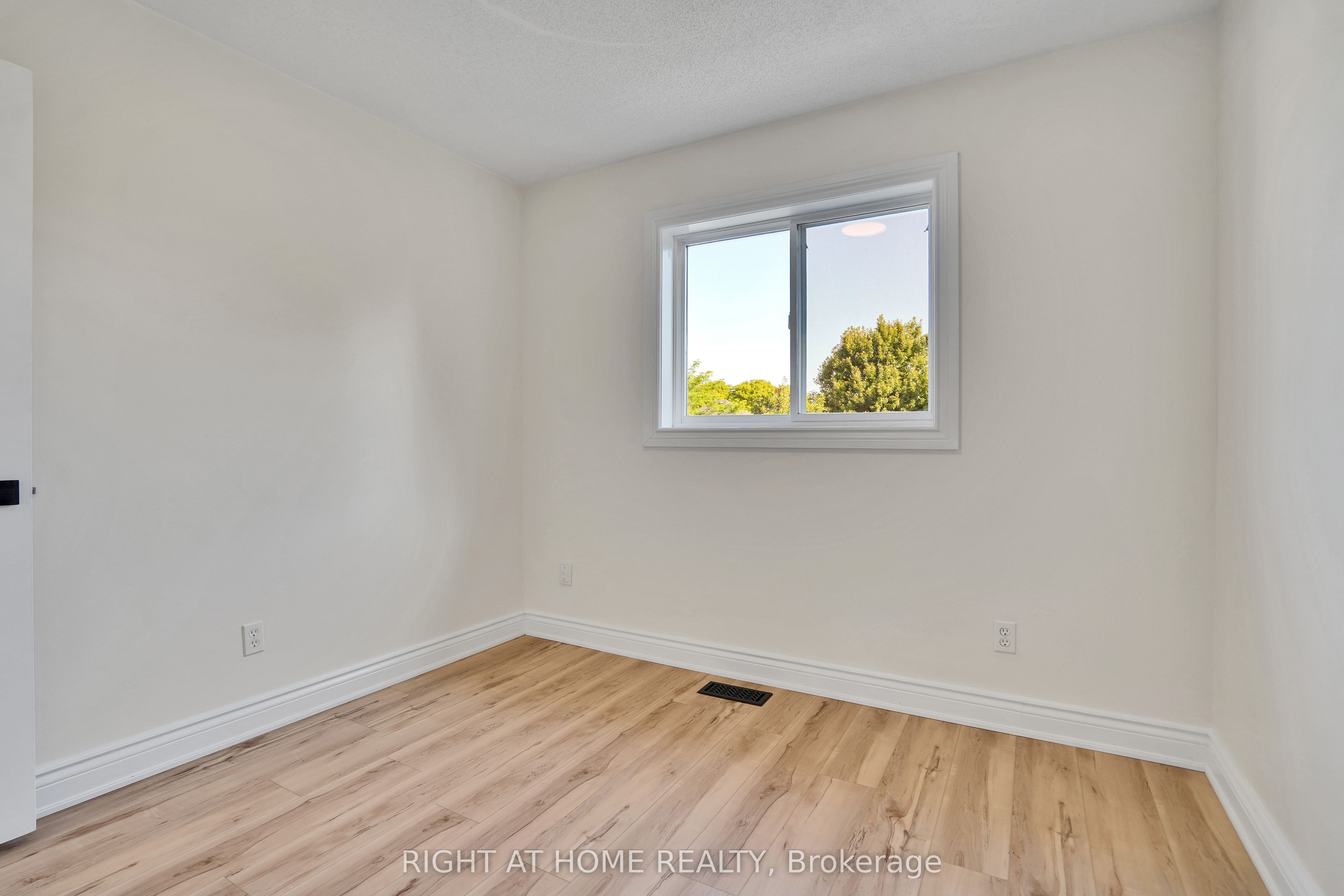 224 Hilltop Drive Property Photo 28