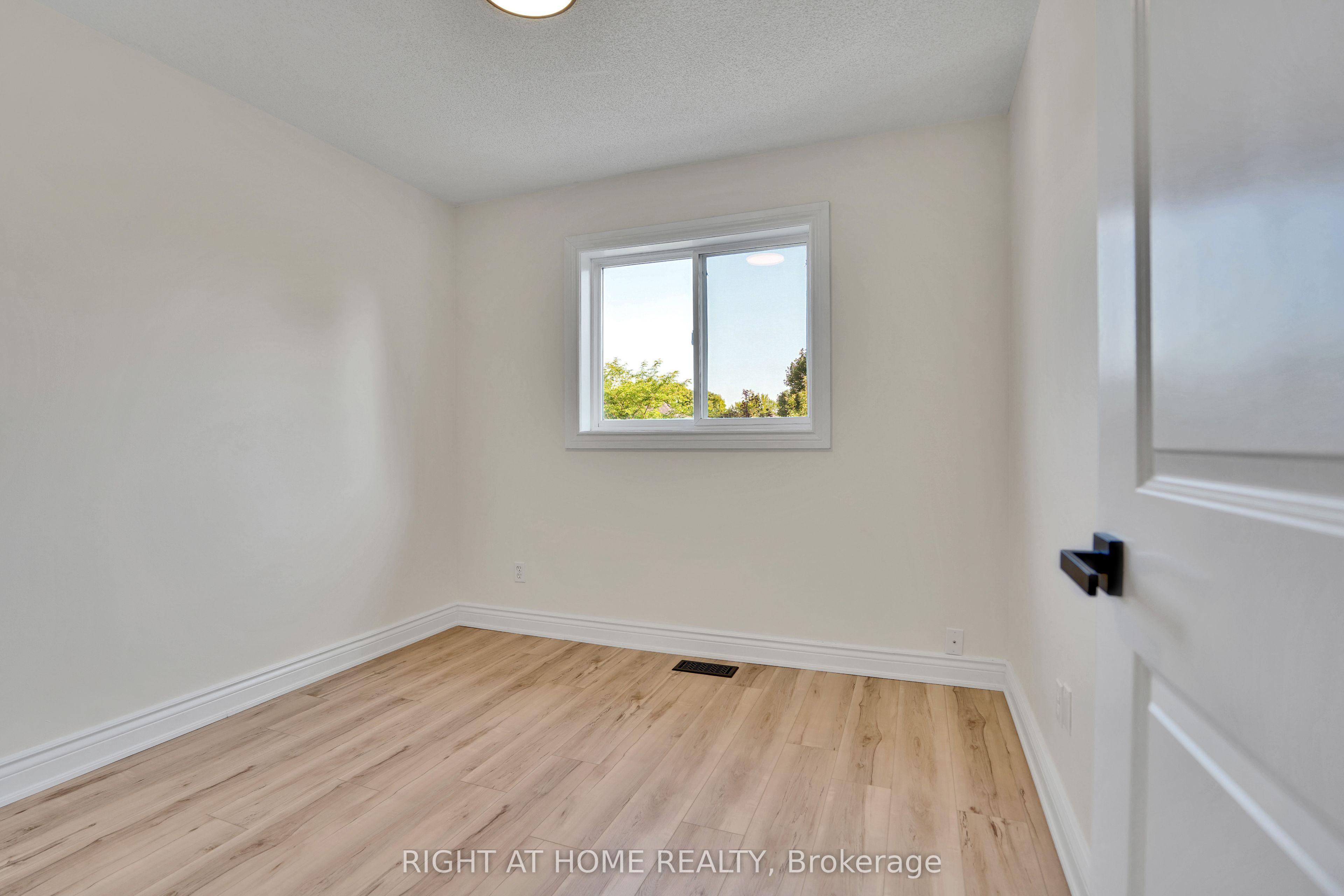 224 Hilltop Drive Property Photo 31
