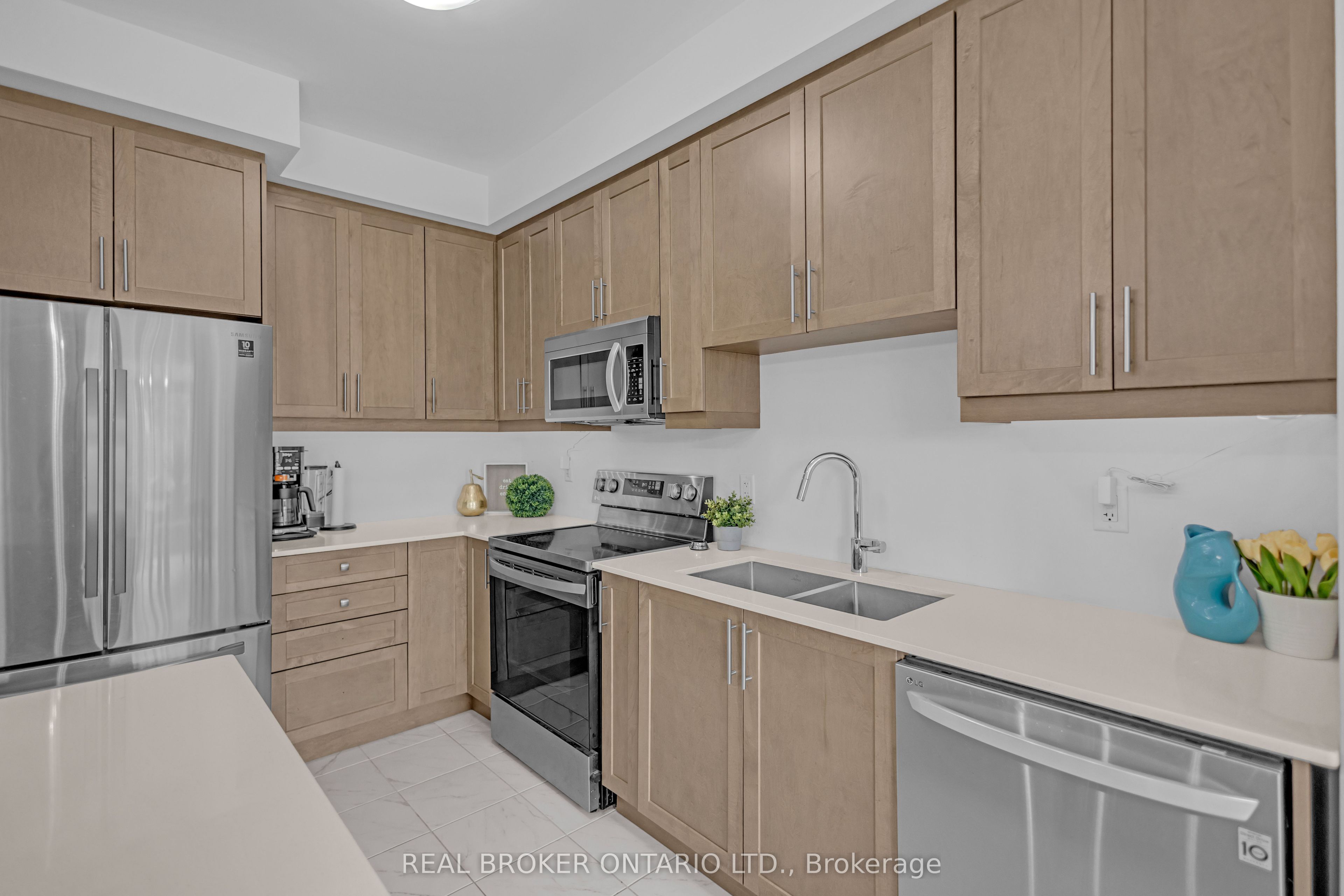 26 Baker Lane Property Photo 13