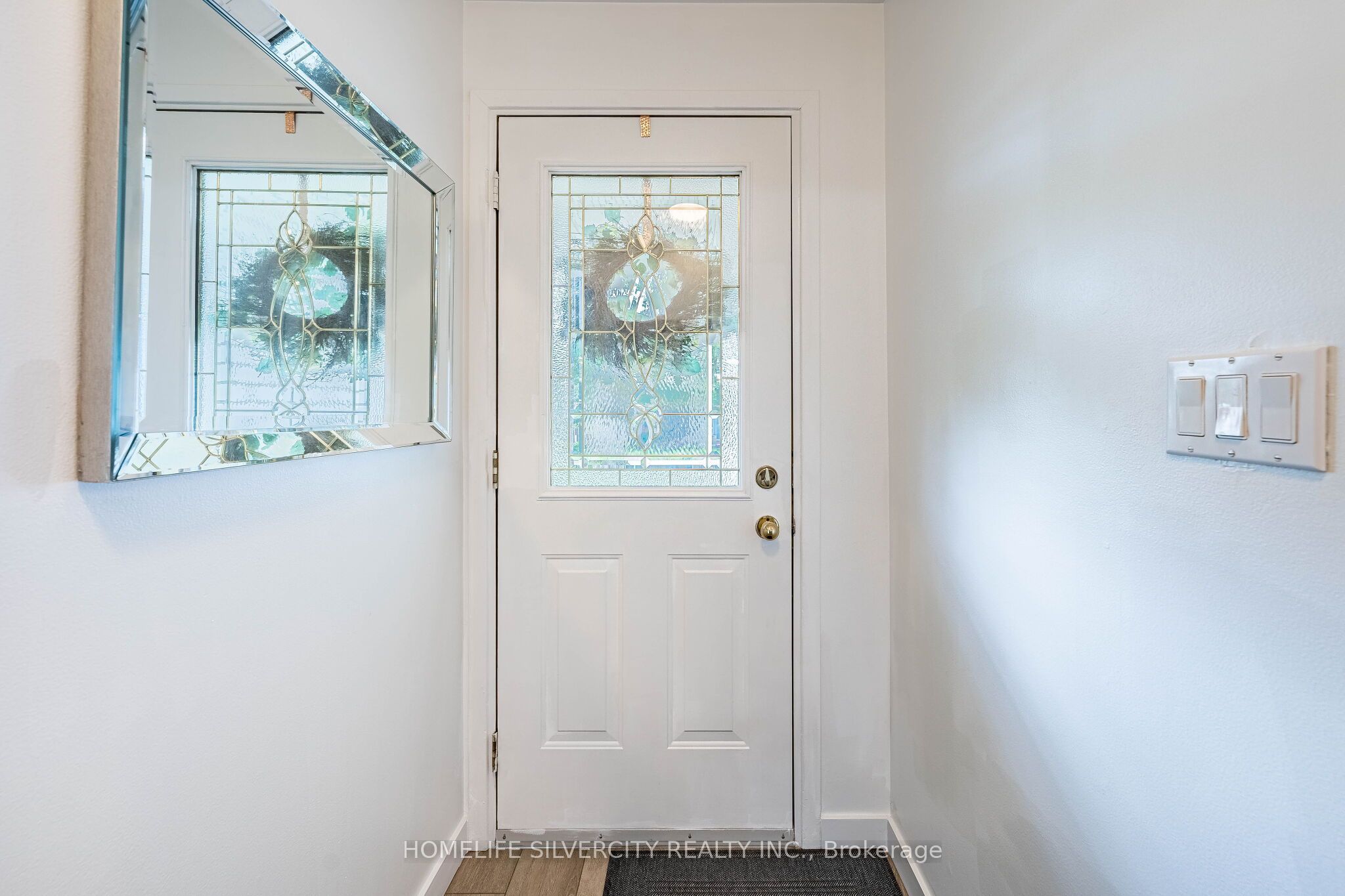 404 Andrew Street Property Photo 5