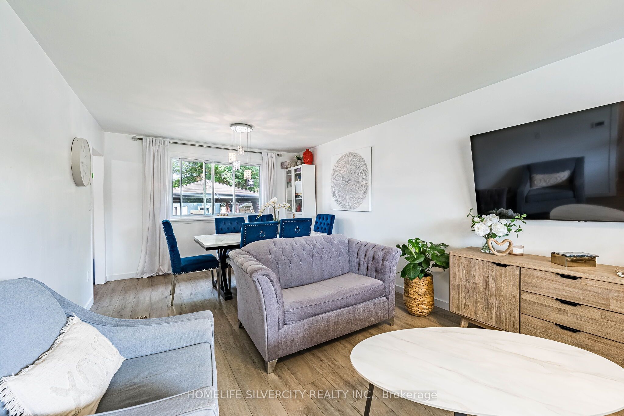 404 Andrew Street Property Photo 10
