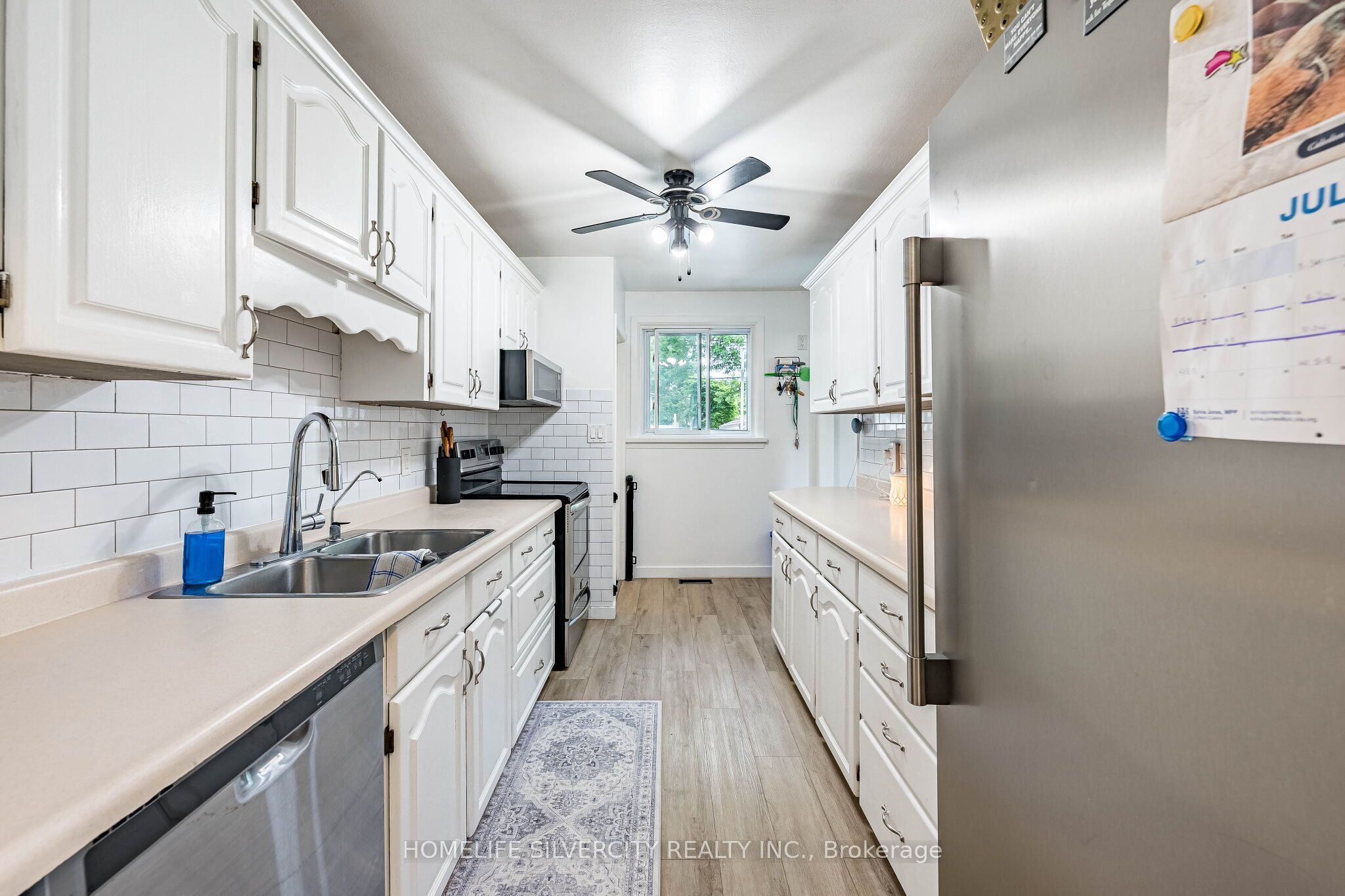 404 Andrew Street Property Photo 16