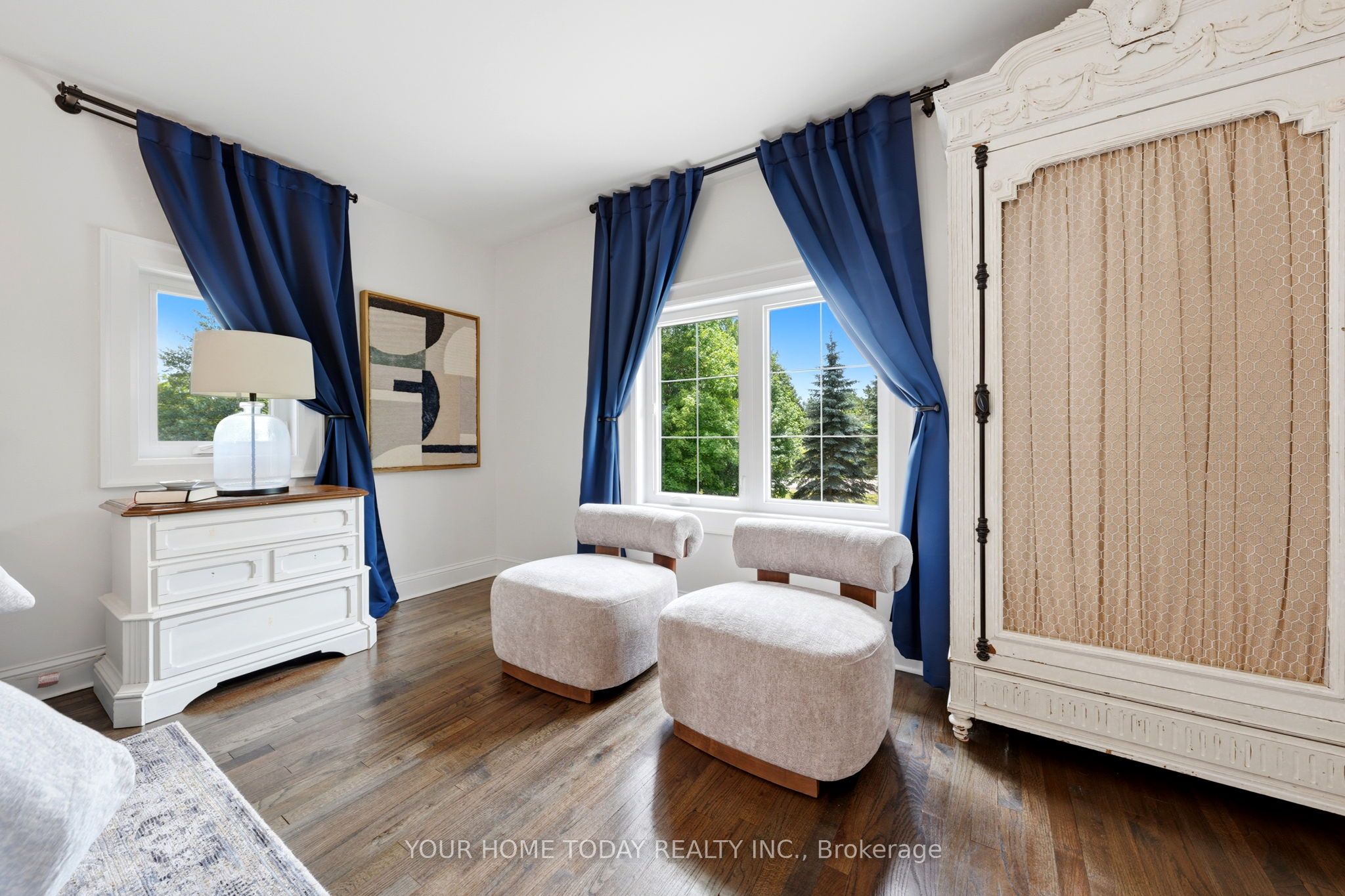 4925 Trafalgar Road Property Photo 25