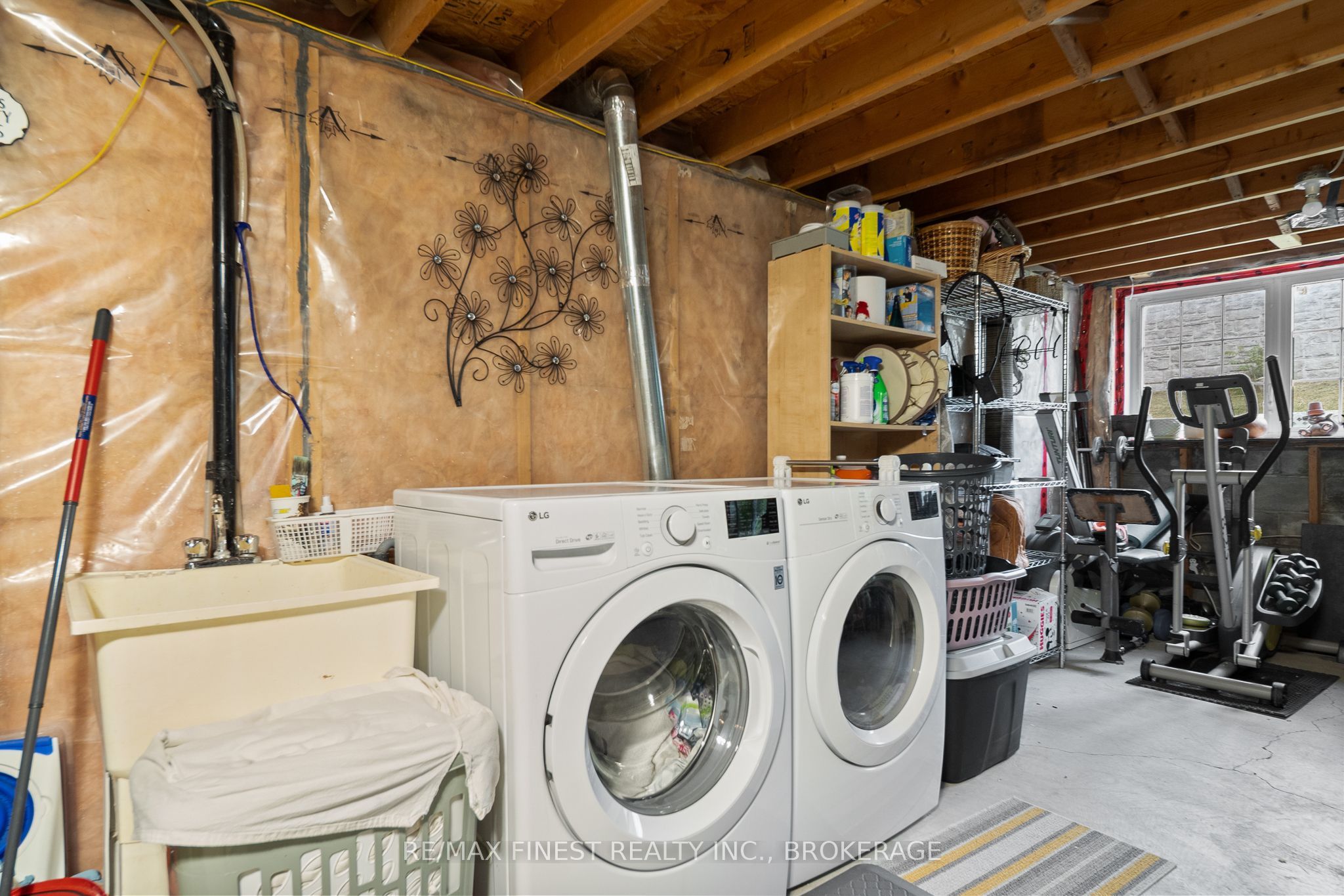 134 Briceland Street Property Photo 33