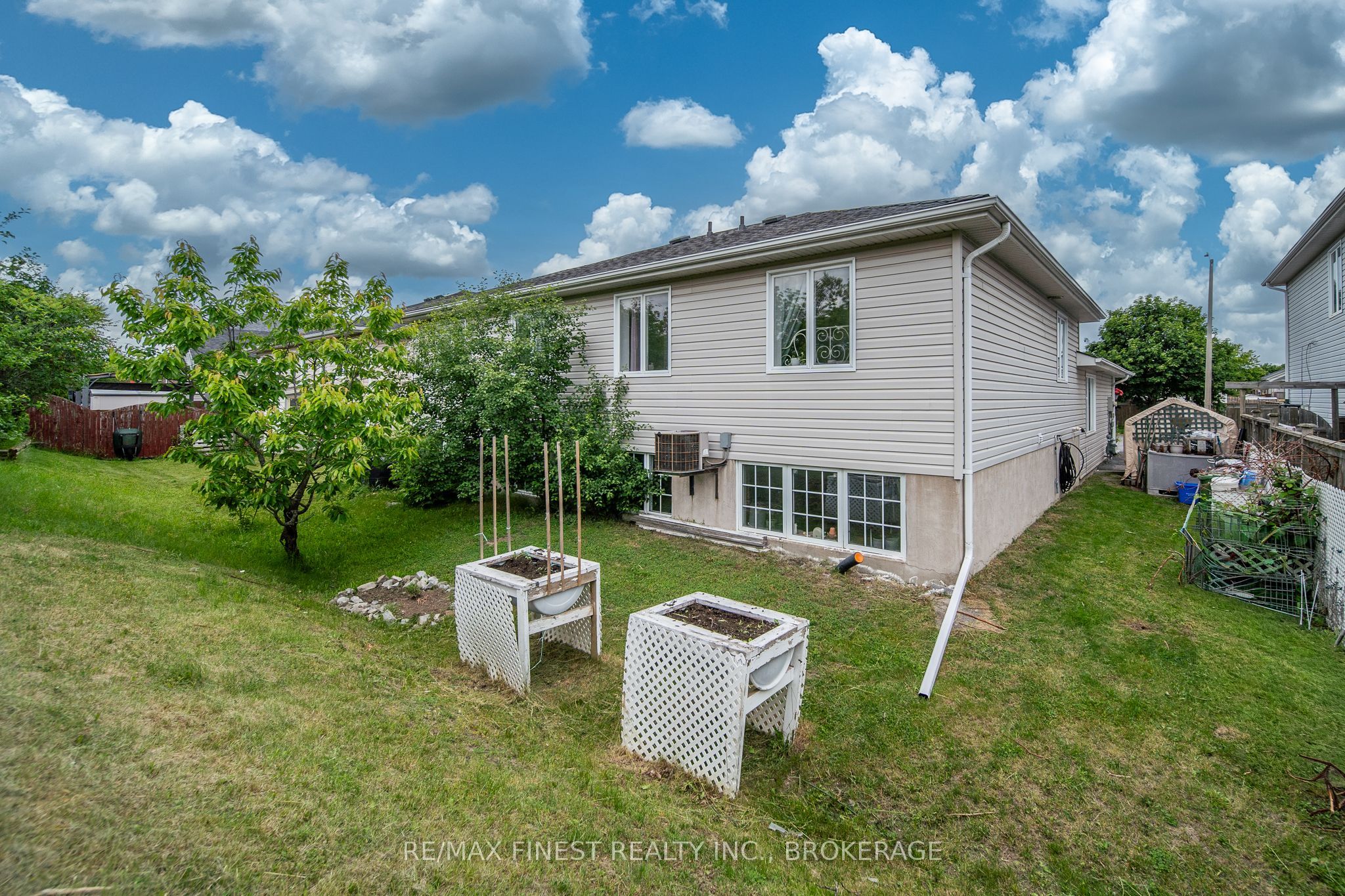 134 Briceland Street Property Photo 38
