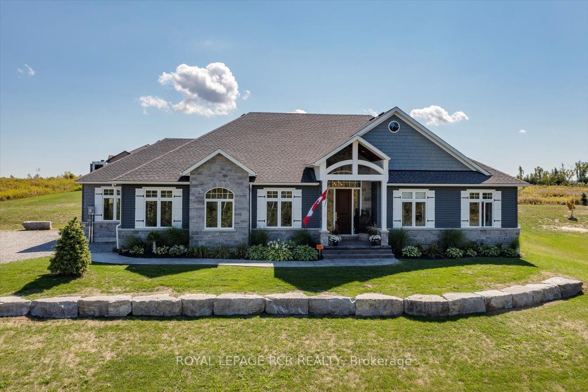 3 Nipigon Street Property Photo 1
