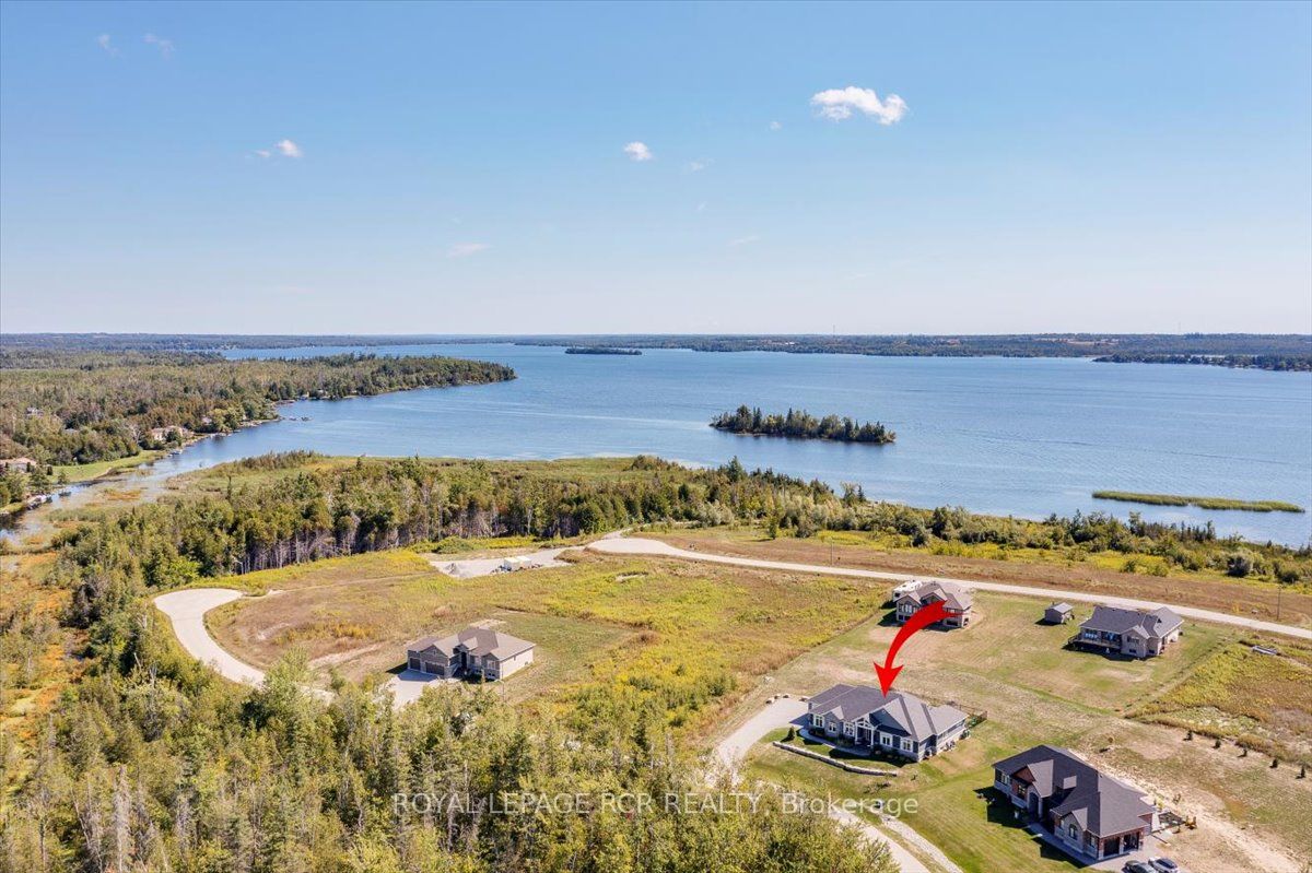 3 Nipigon Street Property Photo 45
