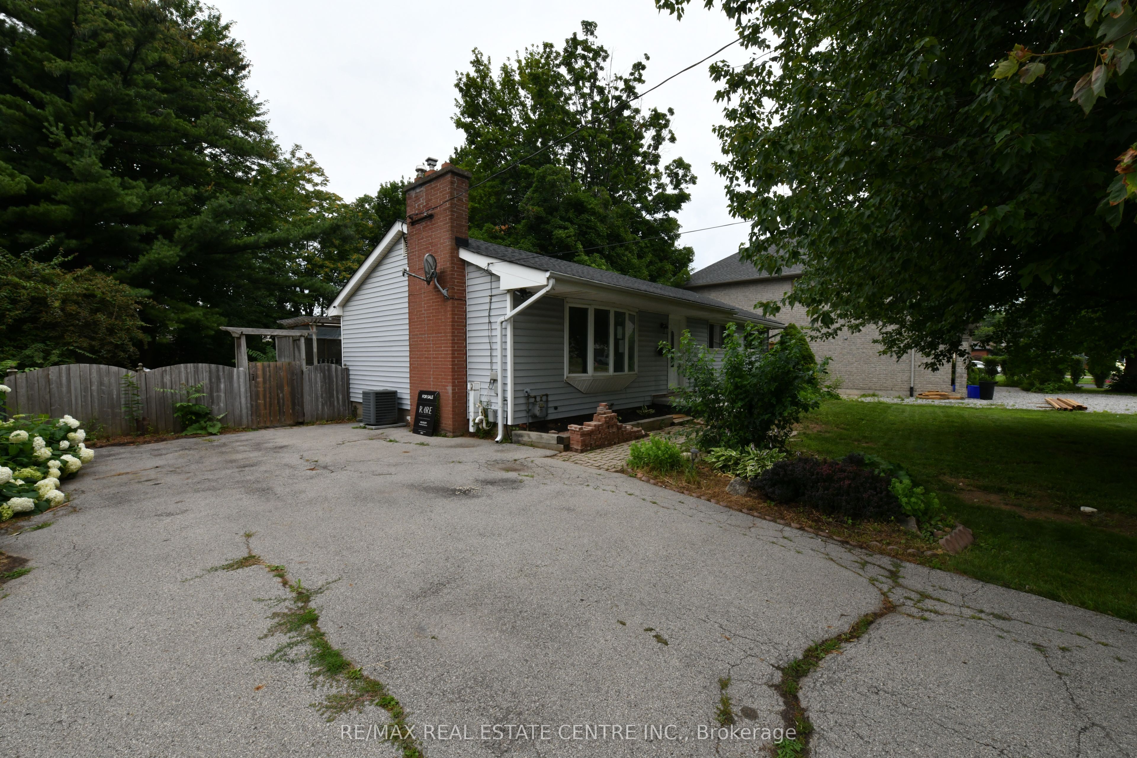 15 Miller Drive Property Photo 4
