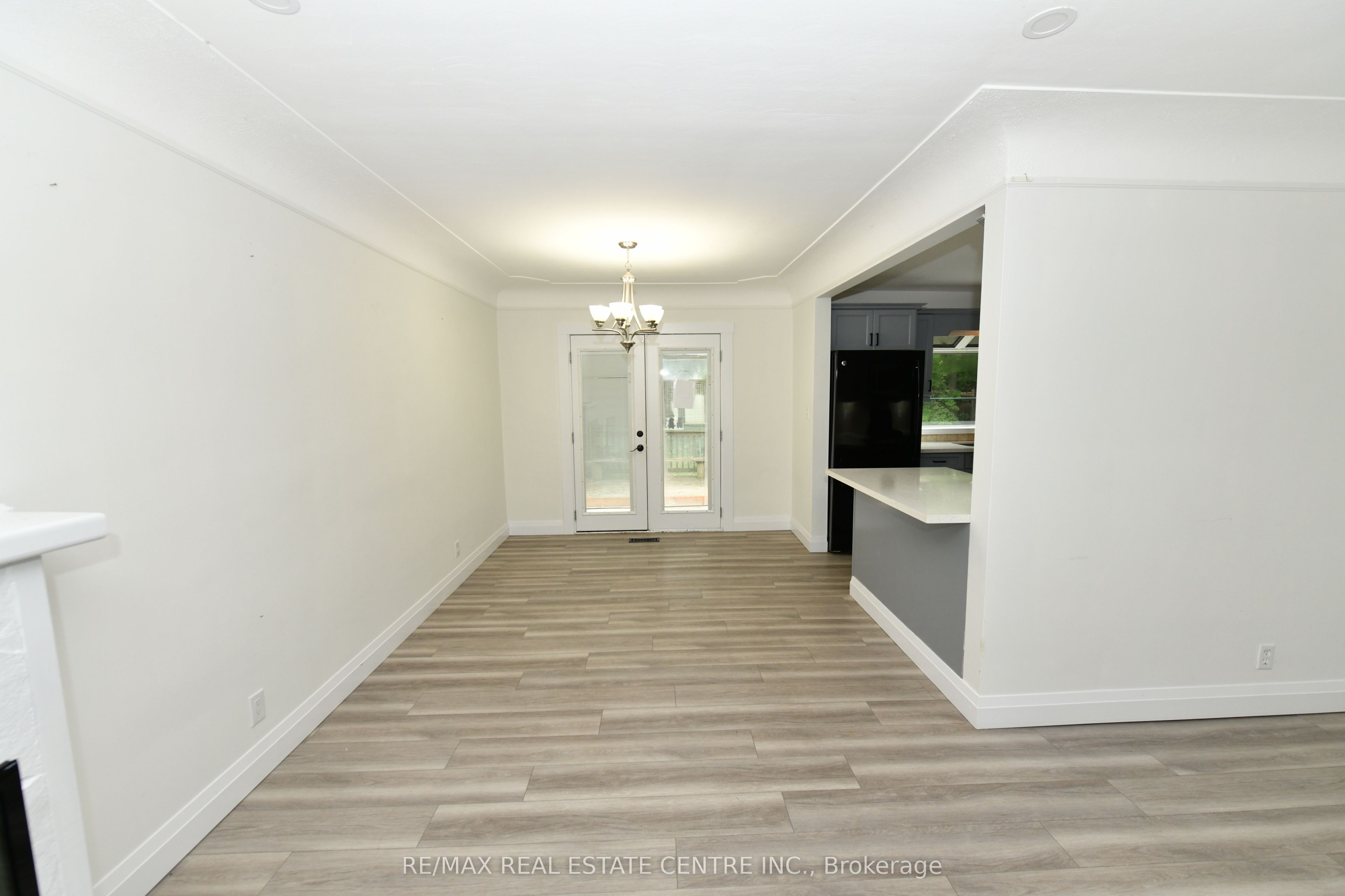 15 Miller Drive Property Photo 6