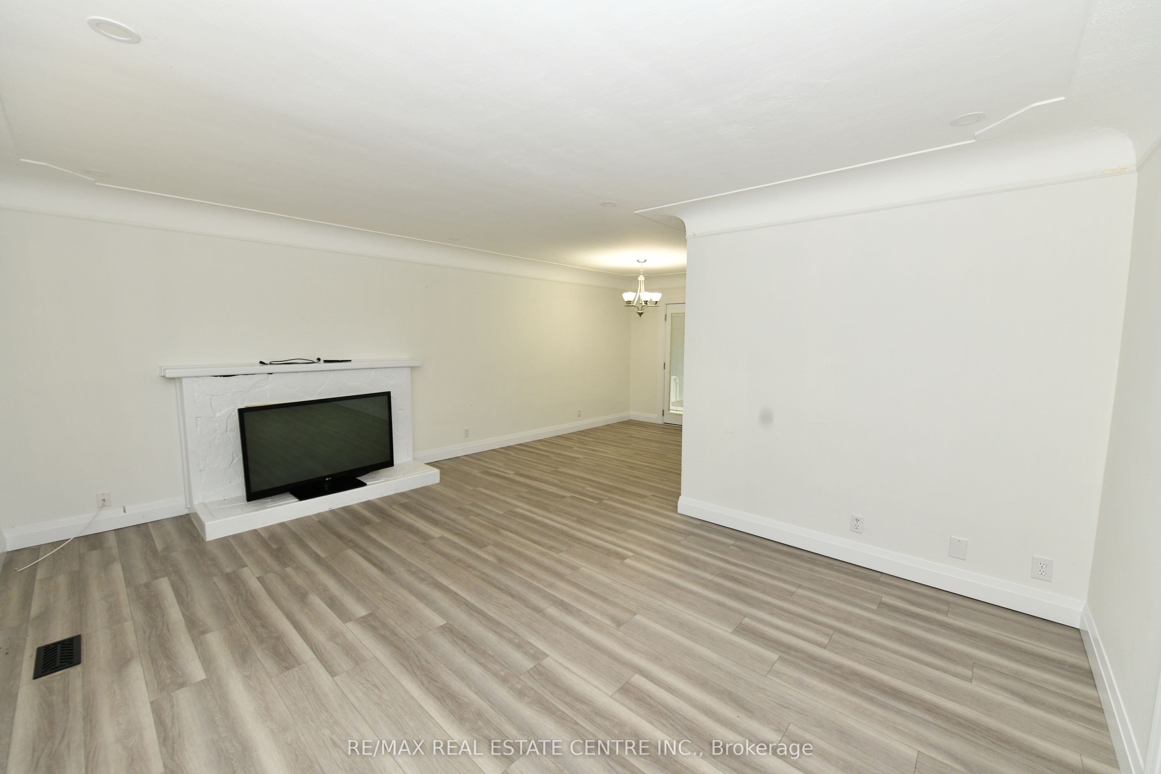 15 Miller Drive Property Photo 13