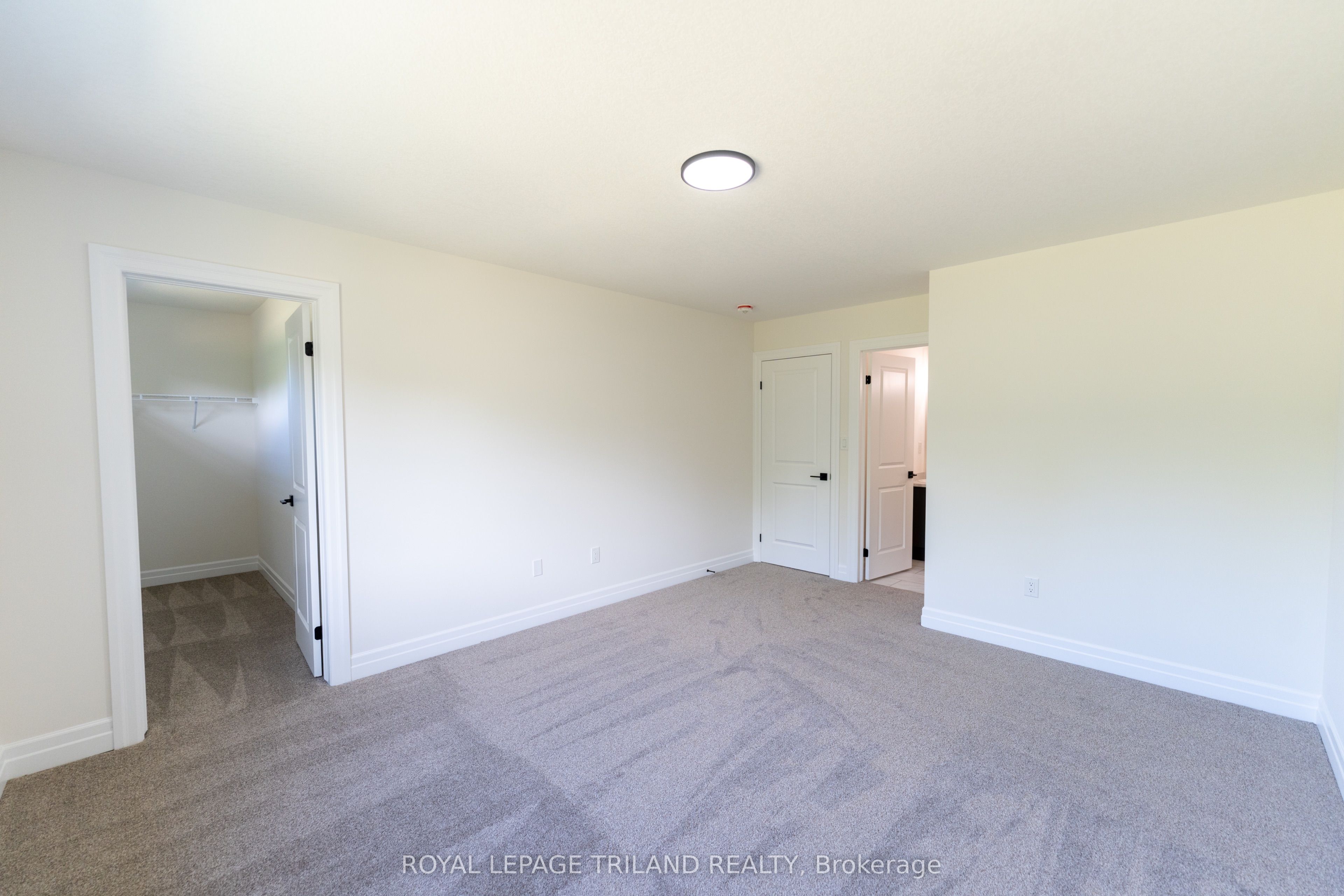 3141 River Street Property Photo 7