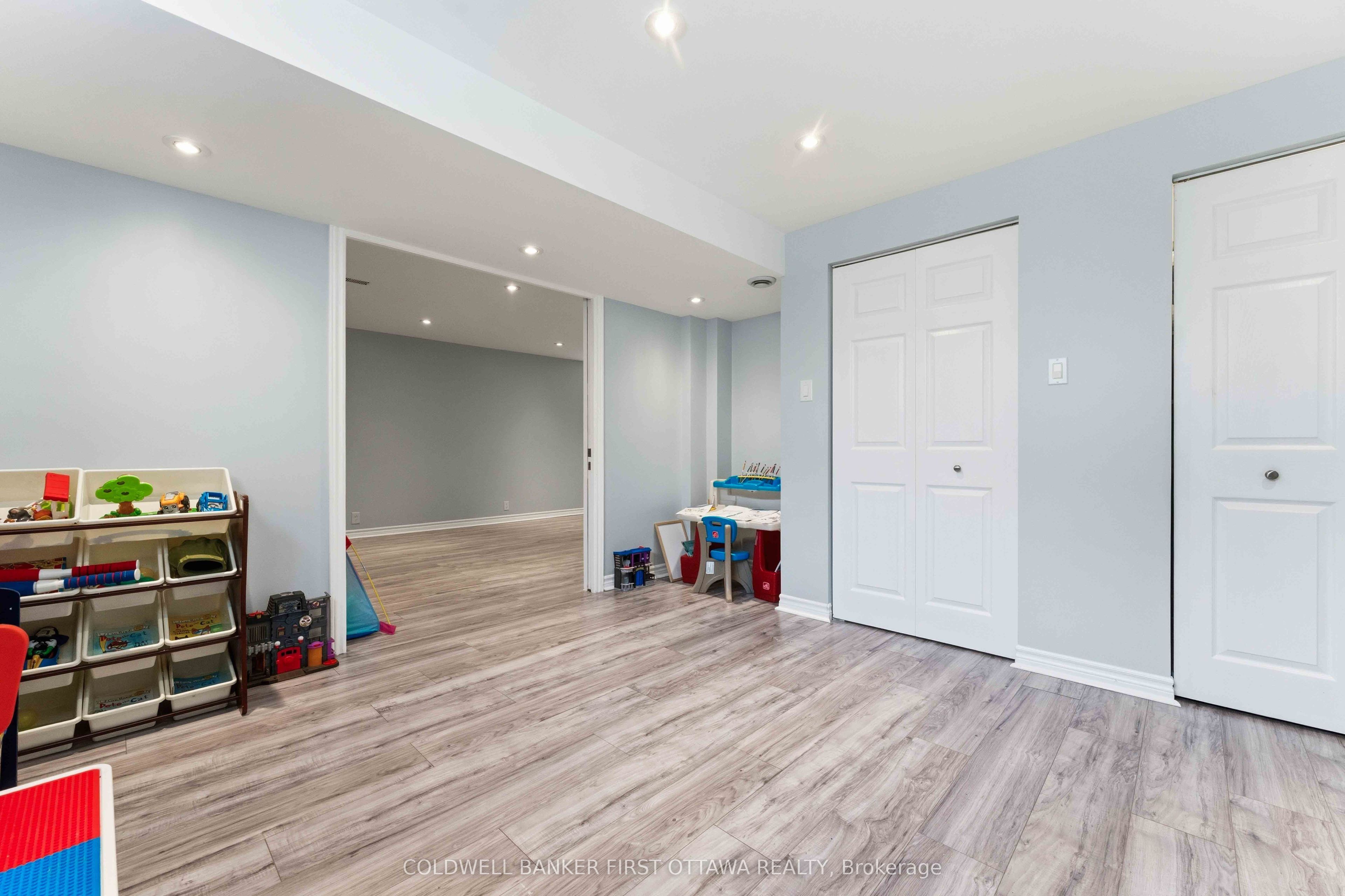 150 Strathcarron Crescent Property Photo 32