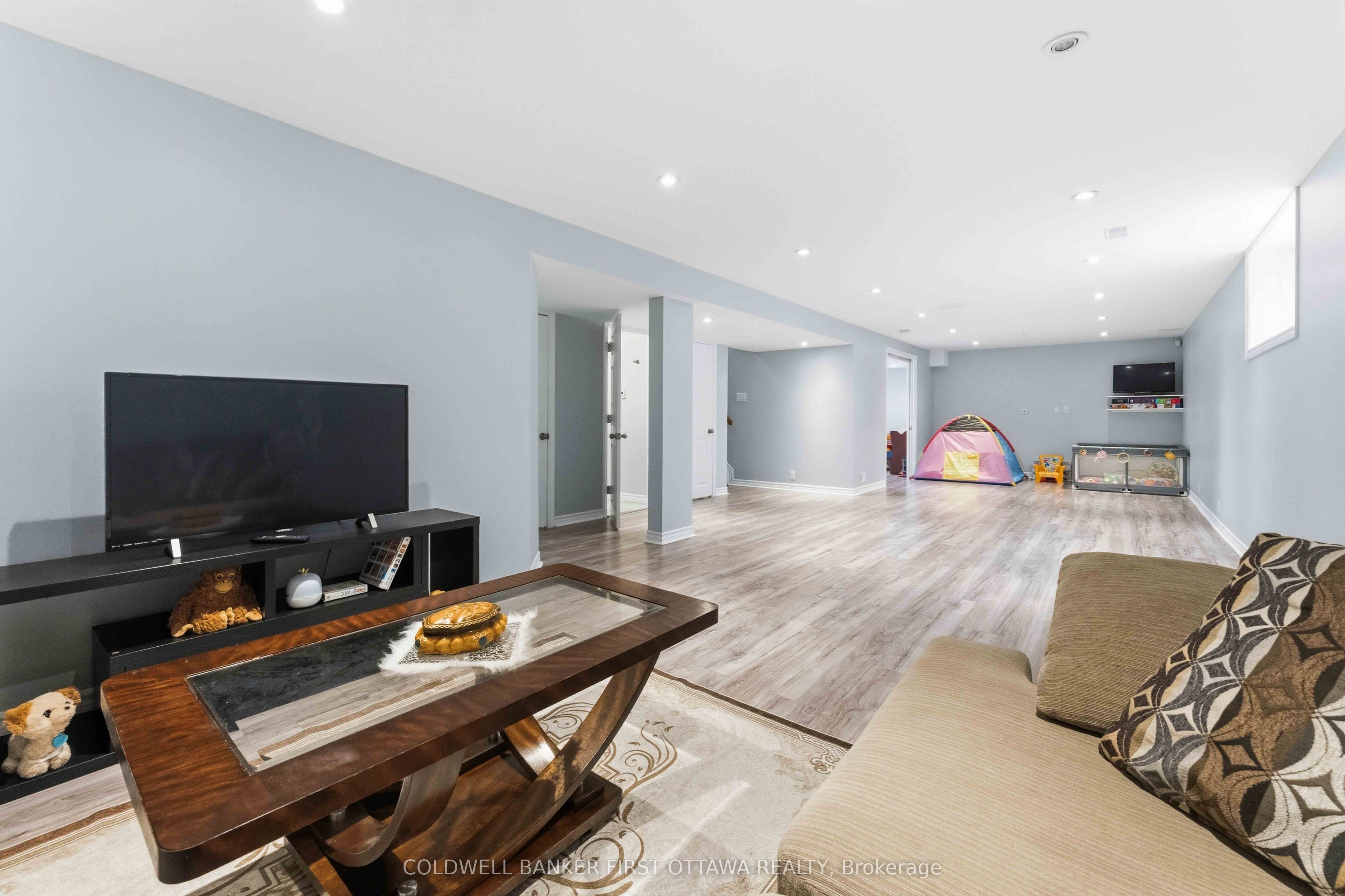 150 Strathcarron Crescent Property Photo 36