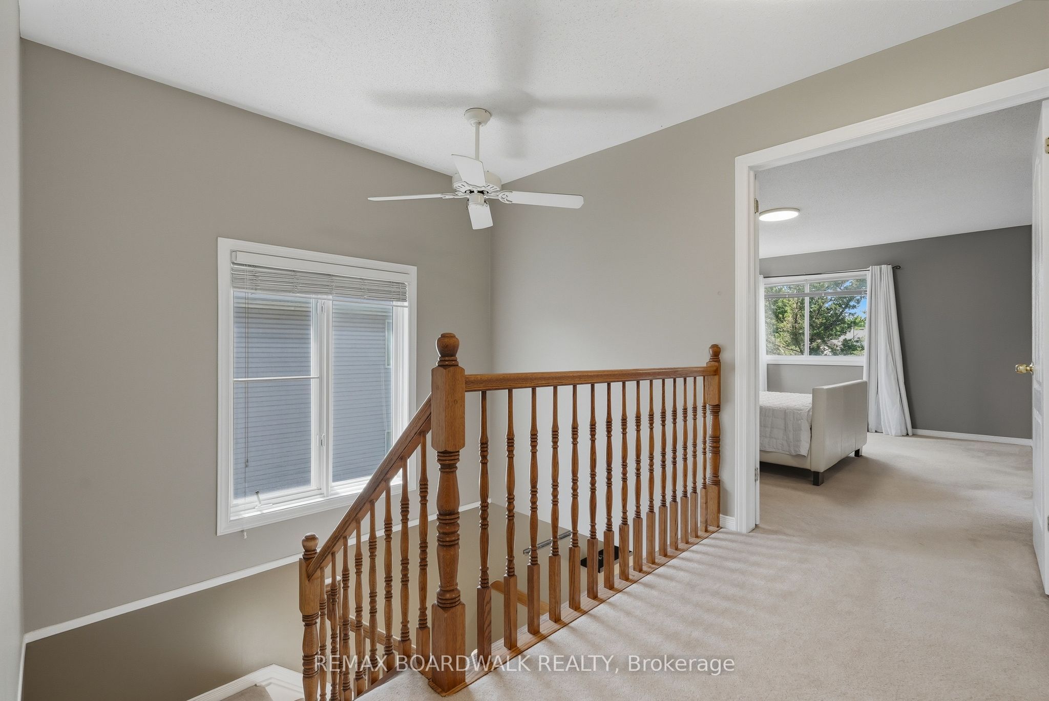 5981 Pineglade Crescent Property Photo 17