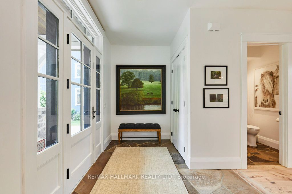 136 Snowbridge Way Property Photo 6