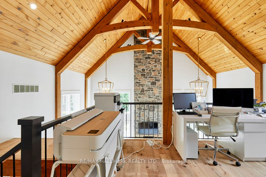 136 Snowbridge Way Property Photo 23