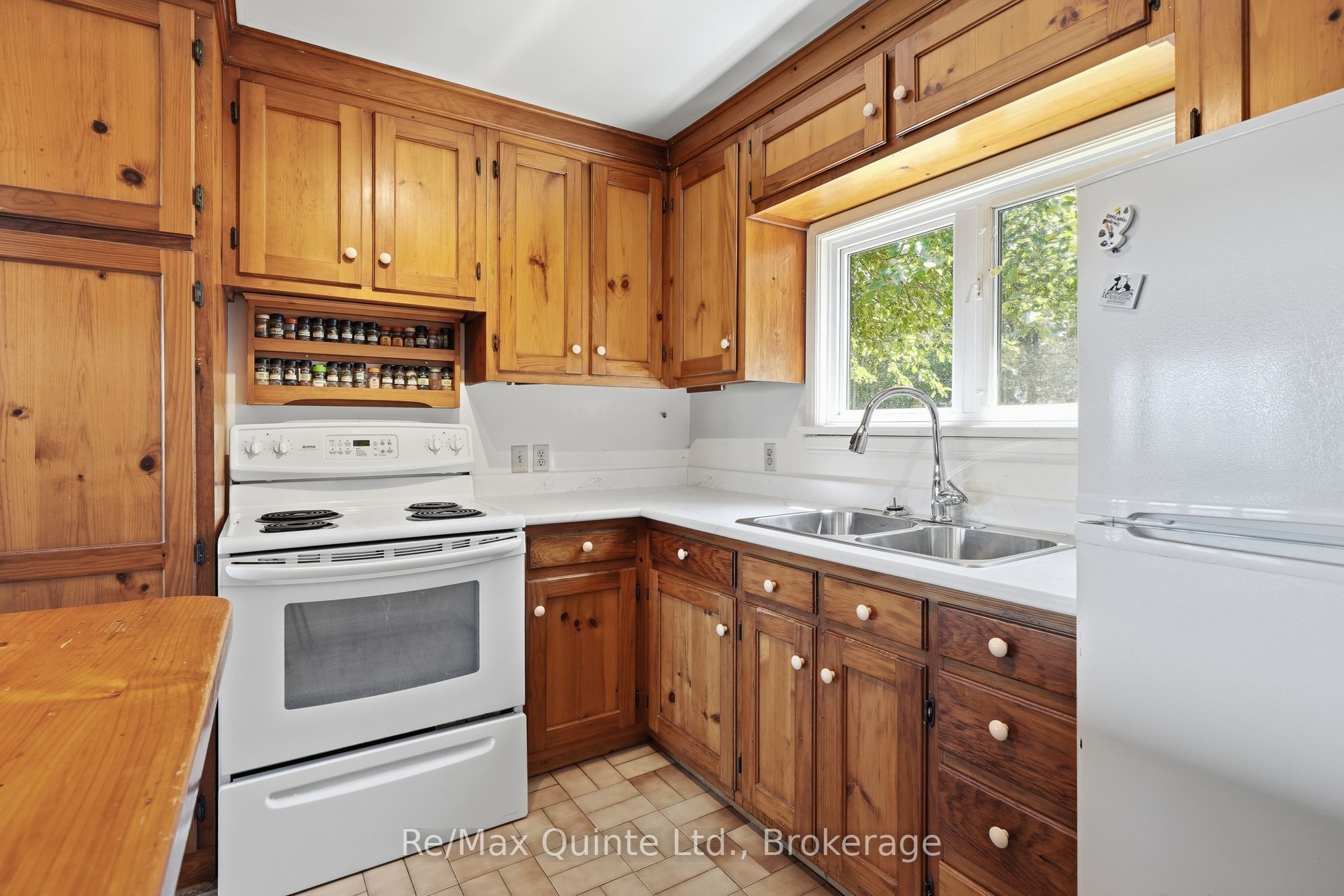 14 Bayshore Road Property Photo 15