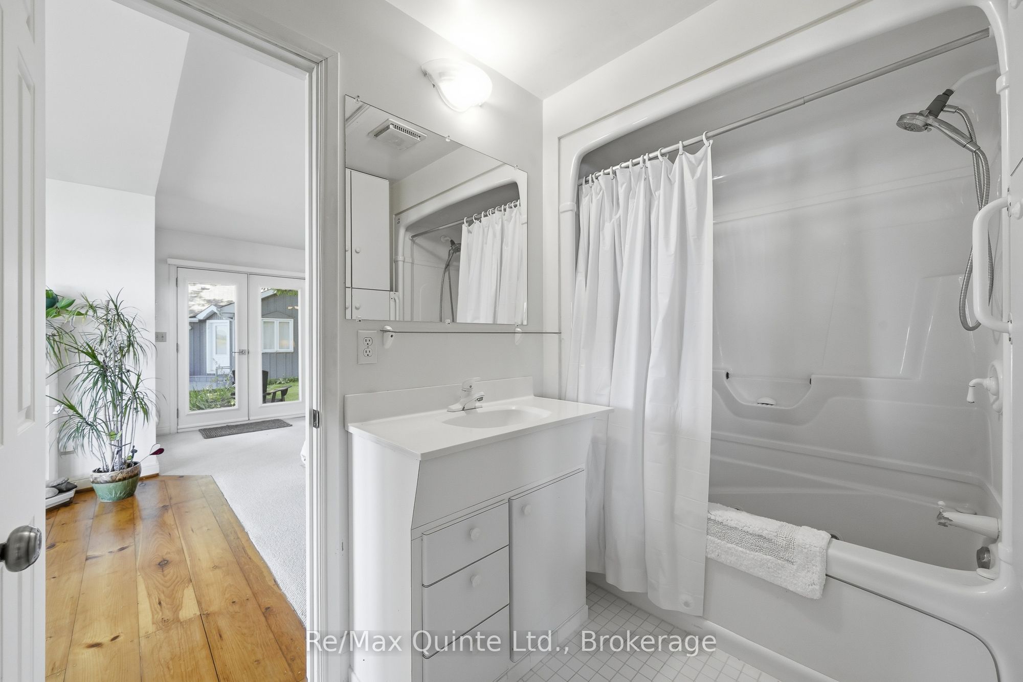 14 Bayshore Road Property Photo 28