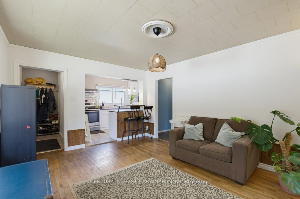 3 Parkside Drive Property Photo 10