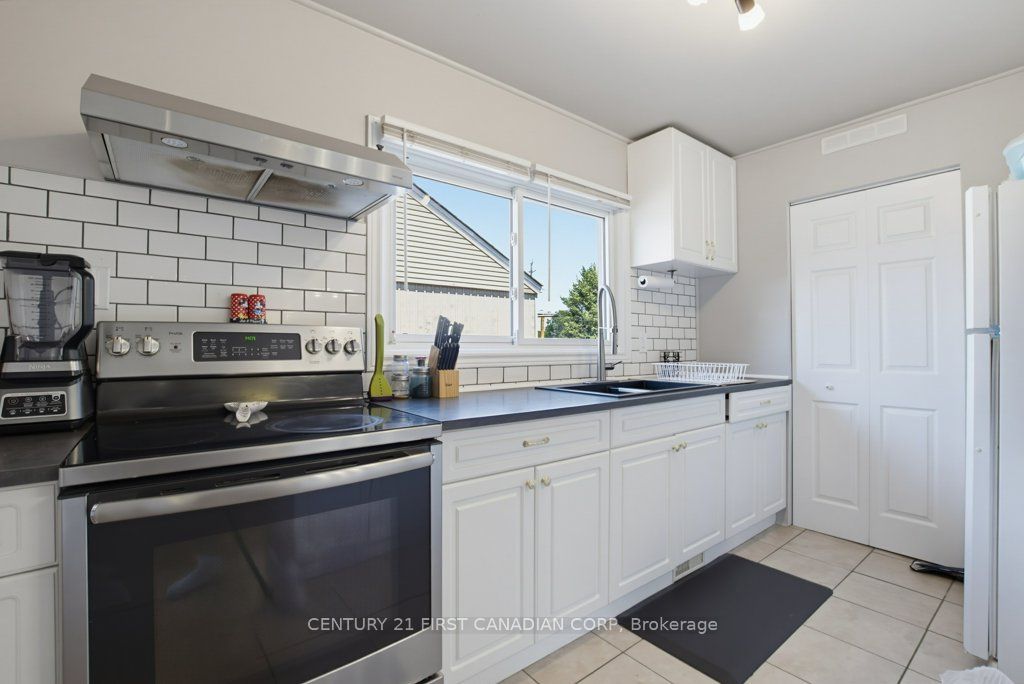 3 Parkside Drive Property Photo 13