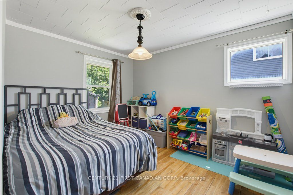 3 Parkside Drive Property Photo 15