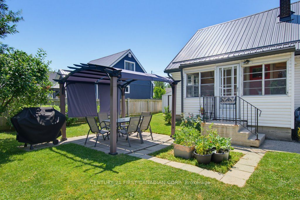 3 Parkside Drive Property Photo 33