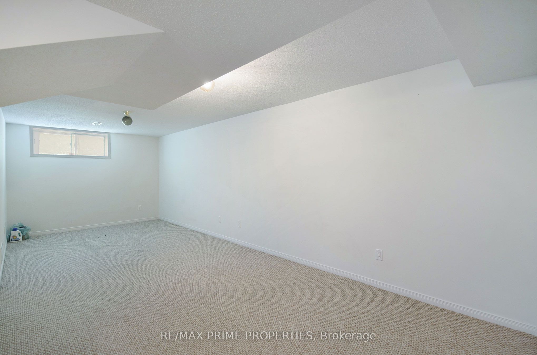 201 Freedom Private Property Photo 17