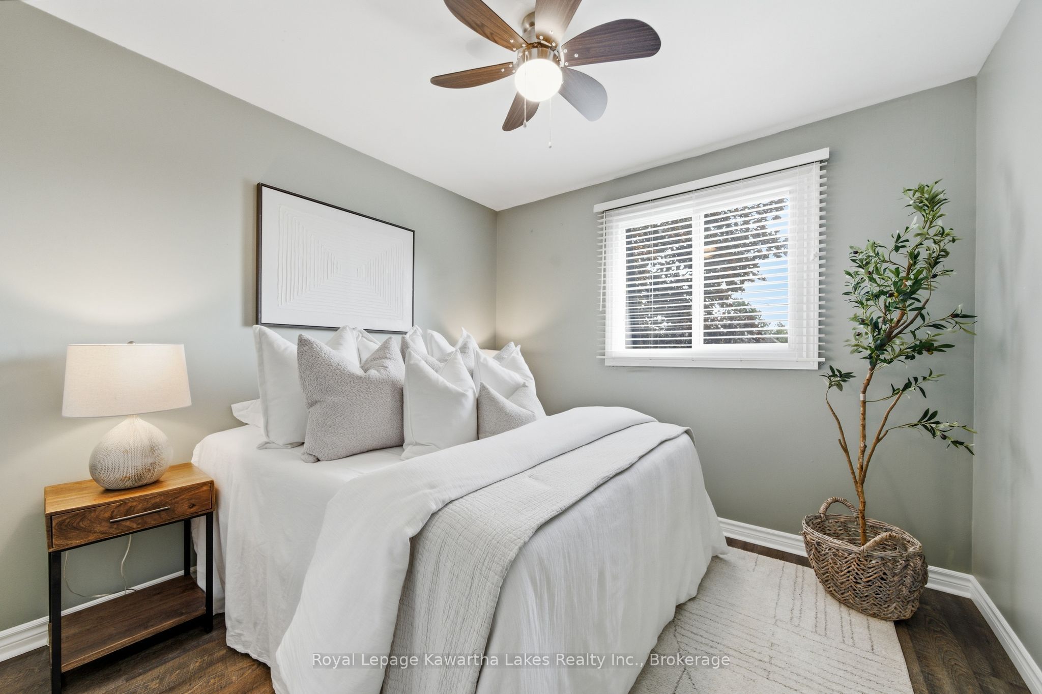 449 William Street N Property Photo 29